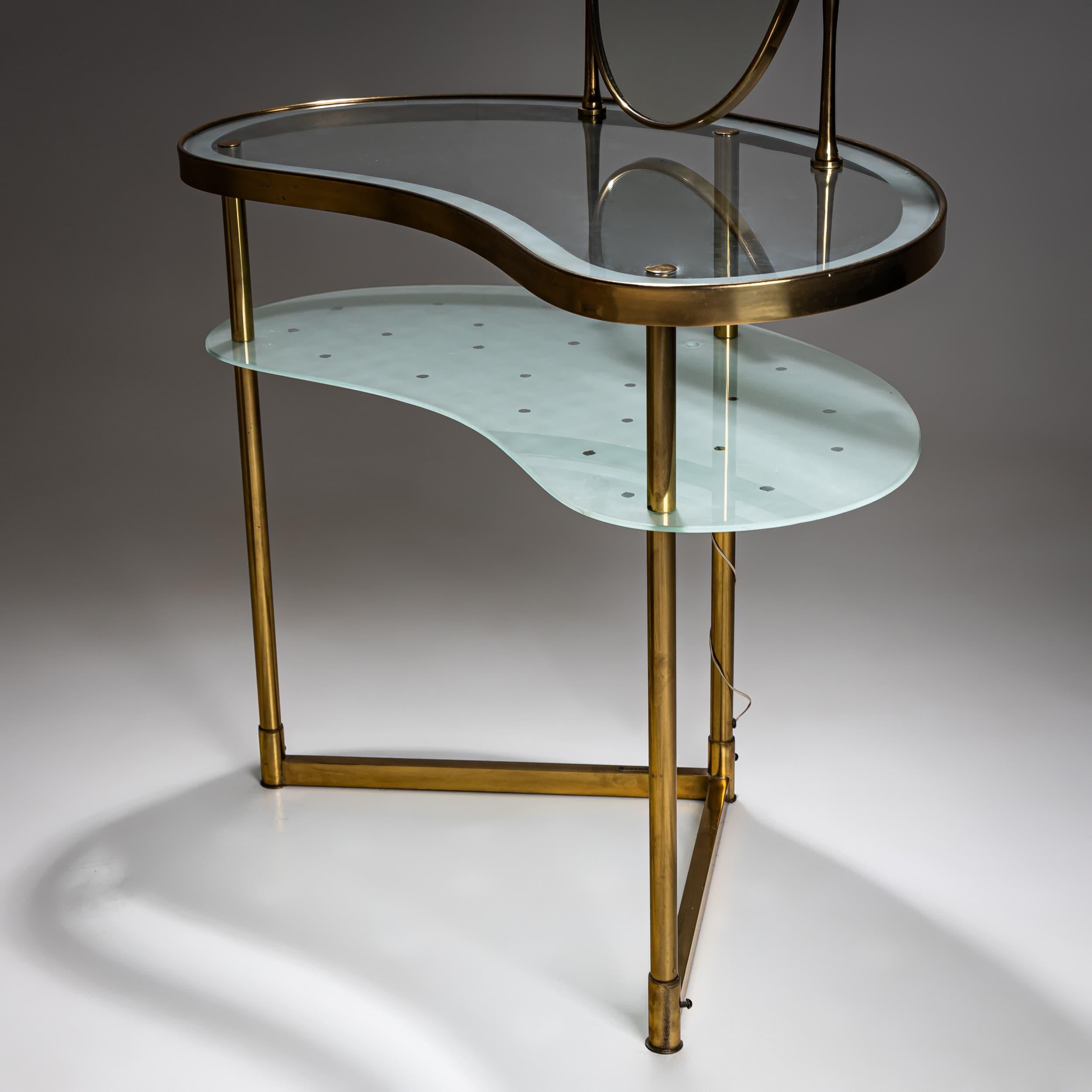 italien Table et chaise de toilette en laiton par Luigi Brusotti, Italie, années 1950 en vente