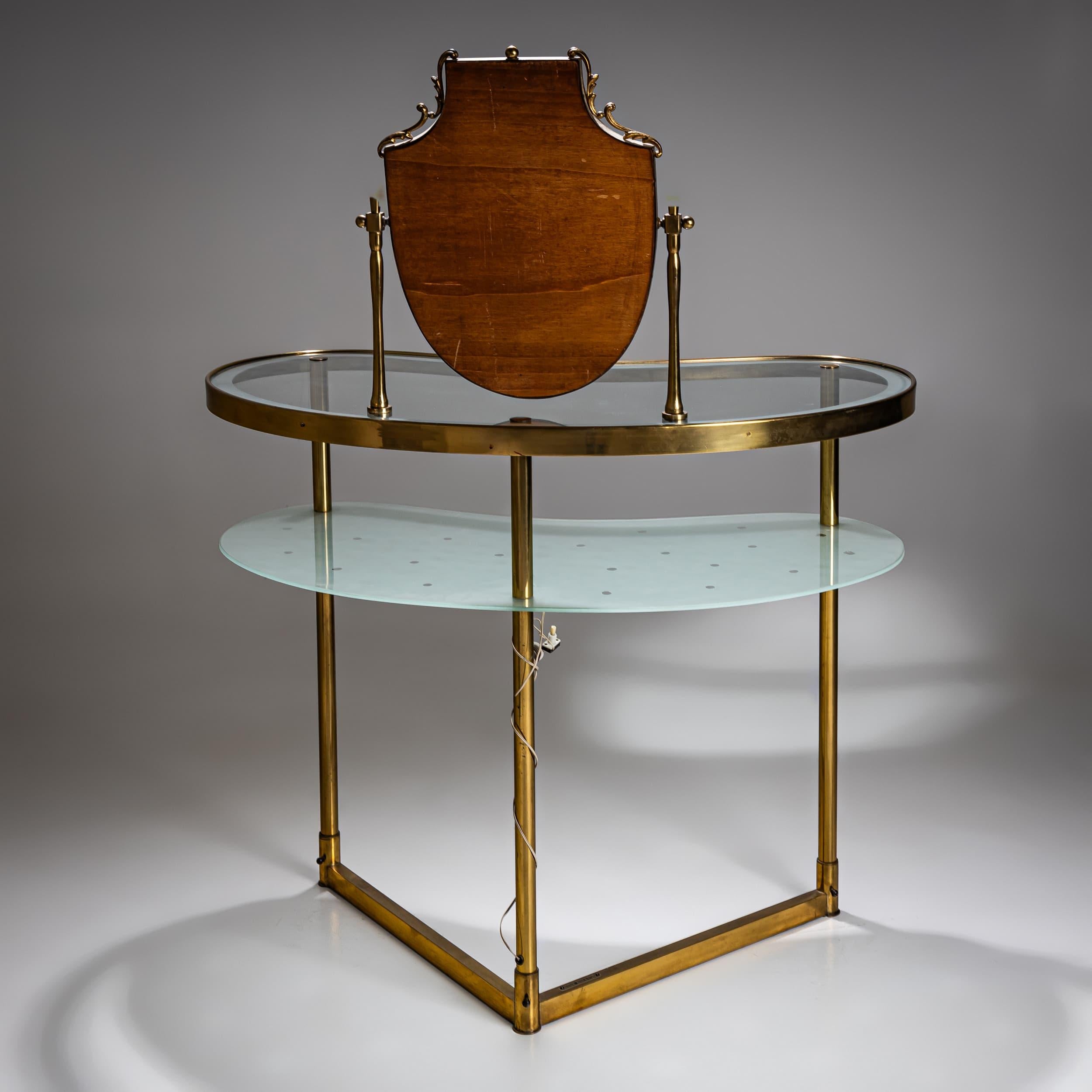 Laiton Table et chaise de toilette en laiton par Luigi Brusotti, Italie, années 1950 en vente