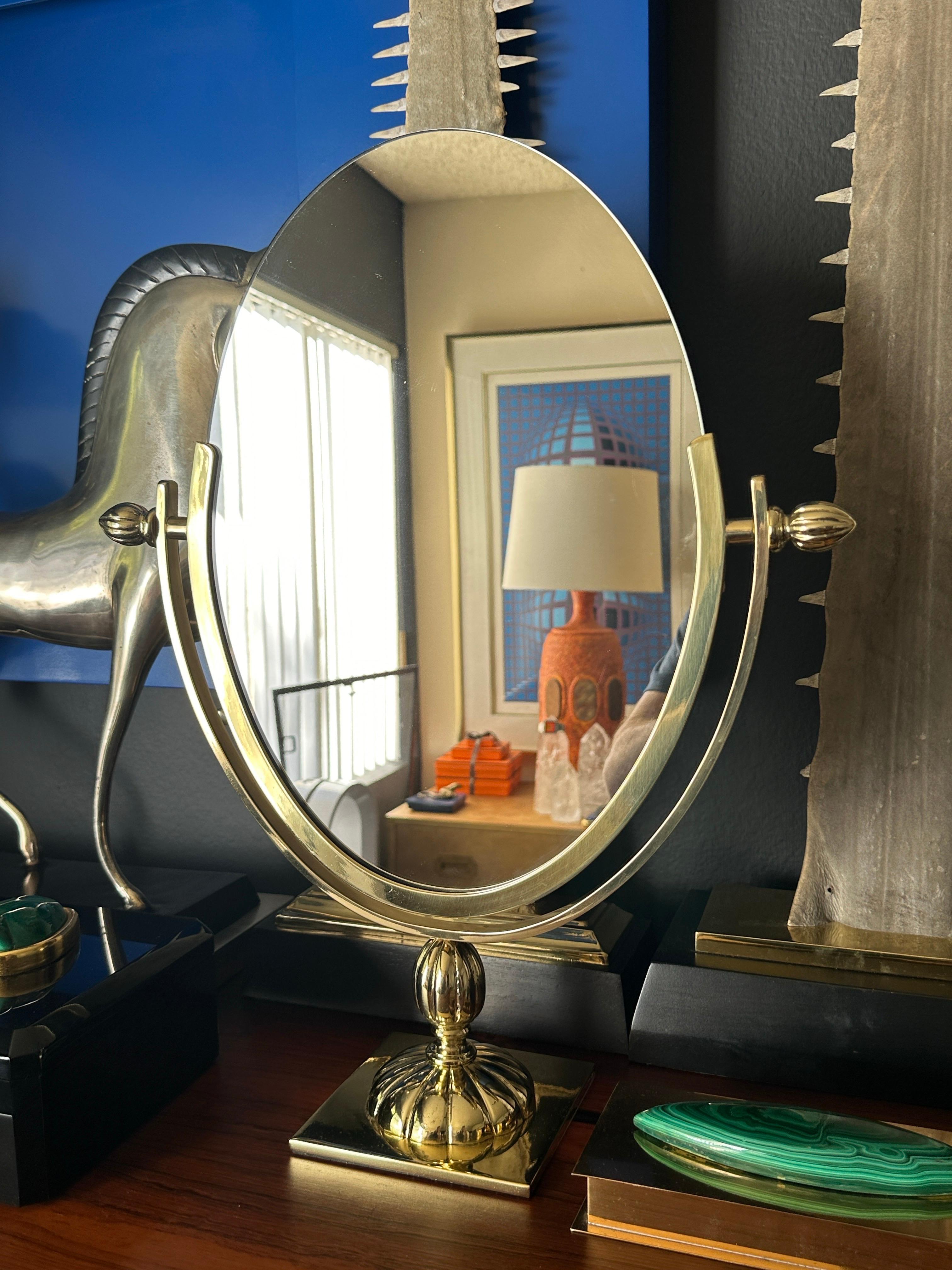 Miroir basculant de vanité en laiton en vente 4