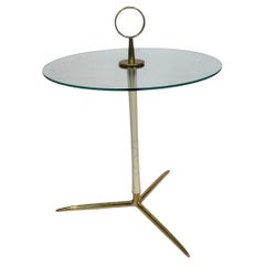 Table basse latérale en laiton Vereinigte Werkstätten München 1950s Hollywood Regency