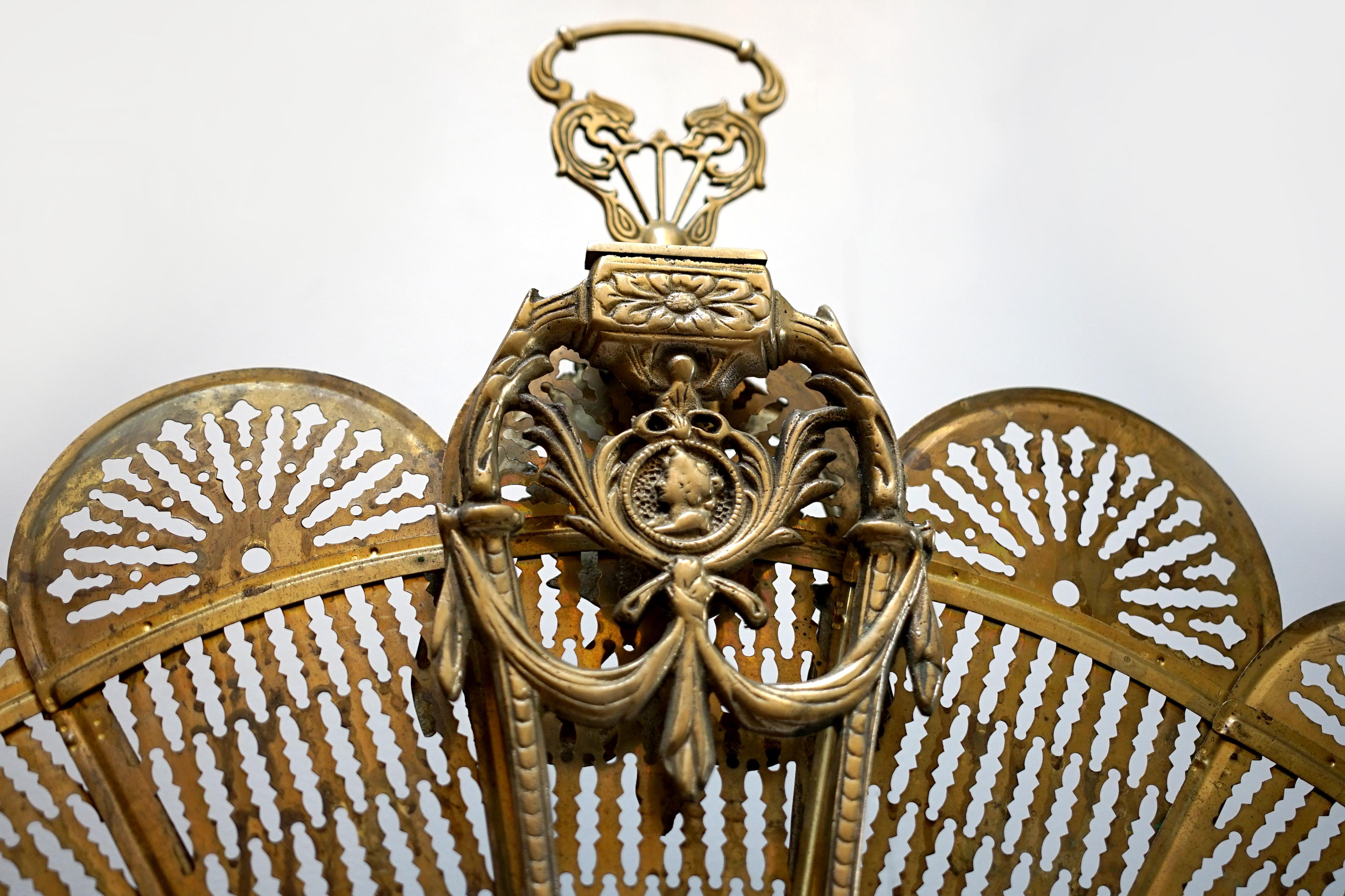 Faceted Brass Victorian 19th Century Fan Peacock Screen For Sale