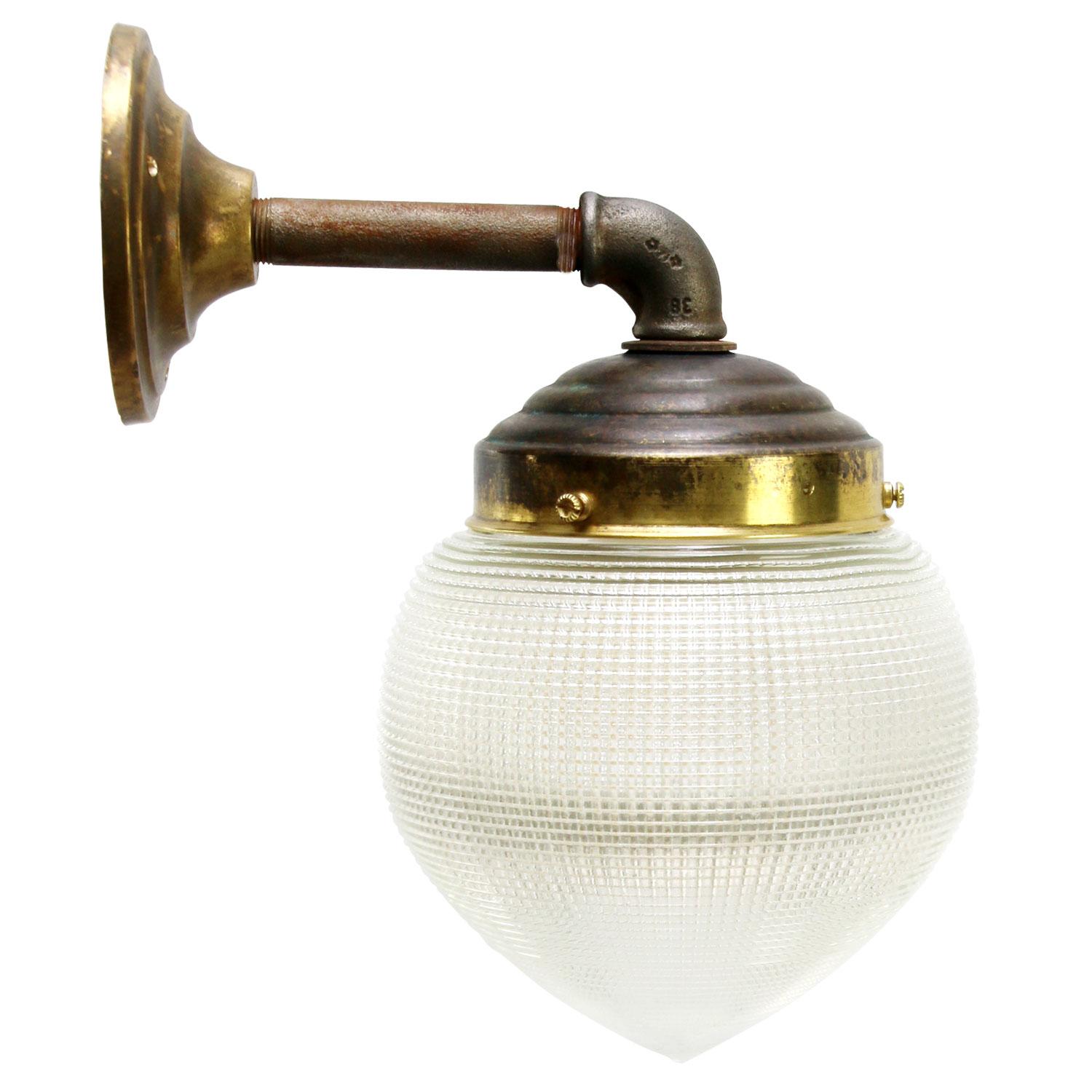Brass Vintage 1920s Dentist Scones Wall Light In Good Condition In Amsterdam, NL