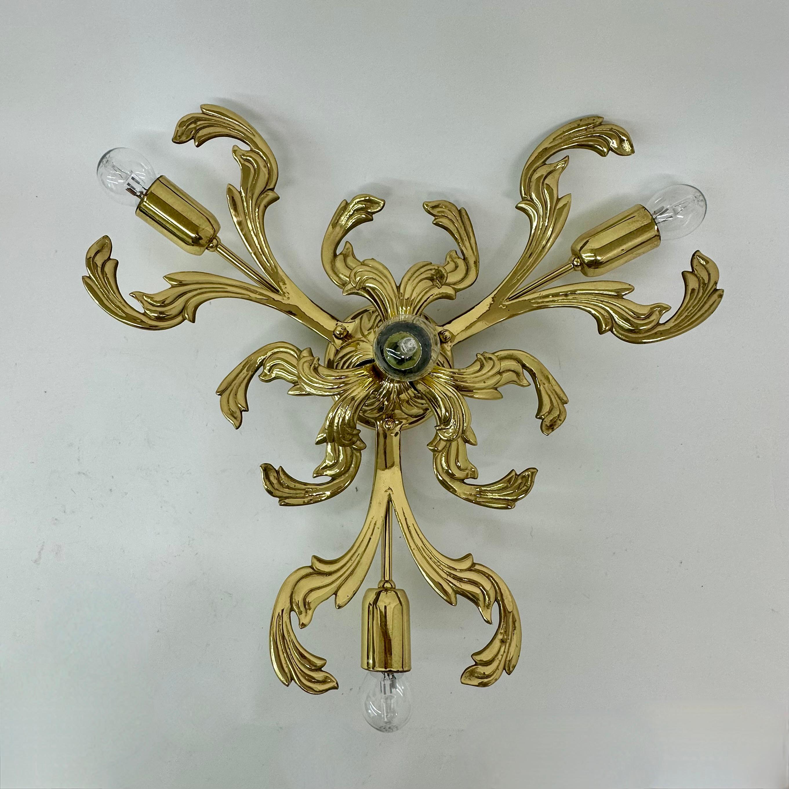 Lampada da parete/soffitto in ottone di C.S.A. Italy , anni '70 in vendita 6