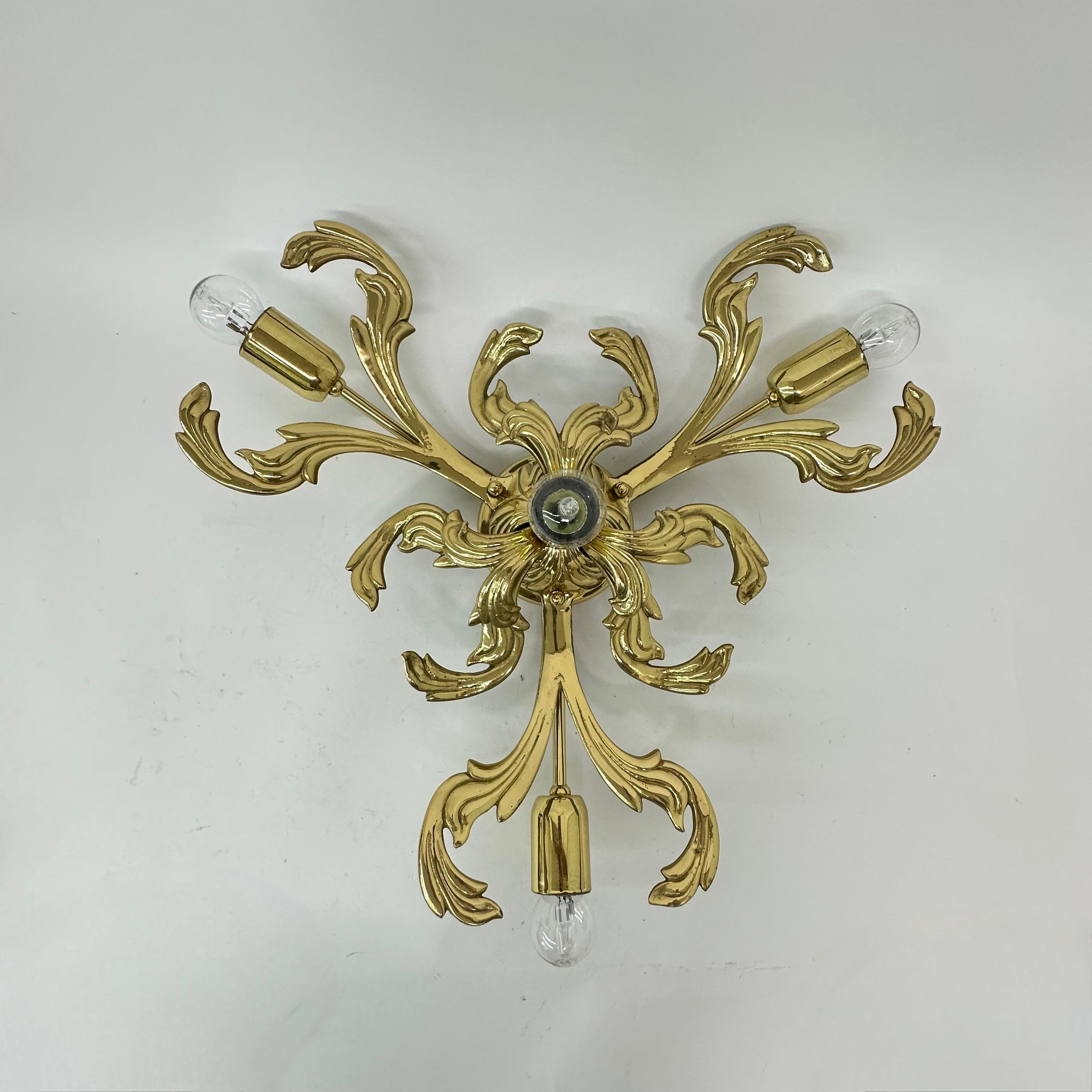 Lampada da parete/soffitto in ottone di C.S.A. Italy , anni '70 in vendita 8