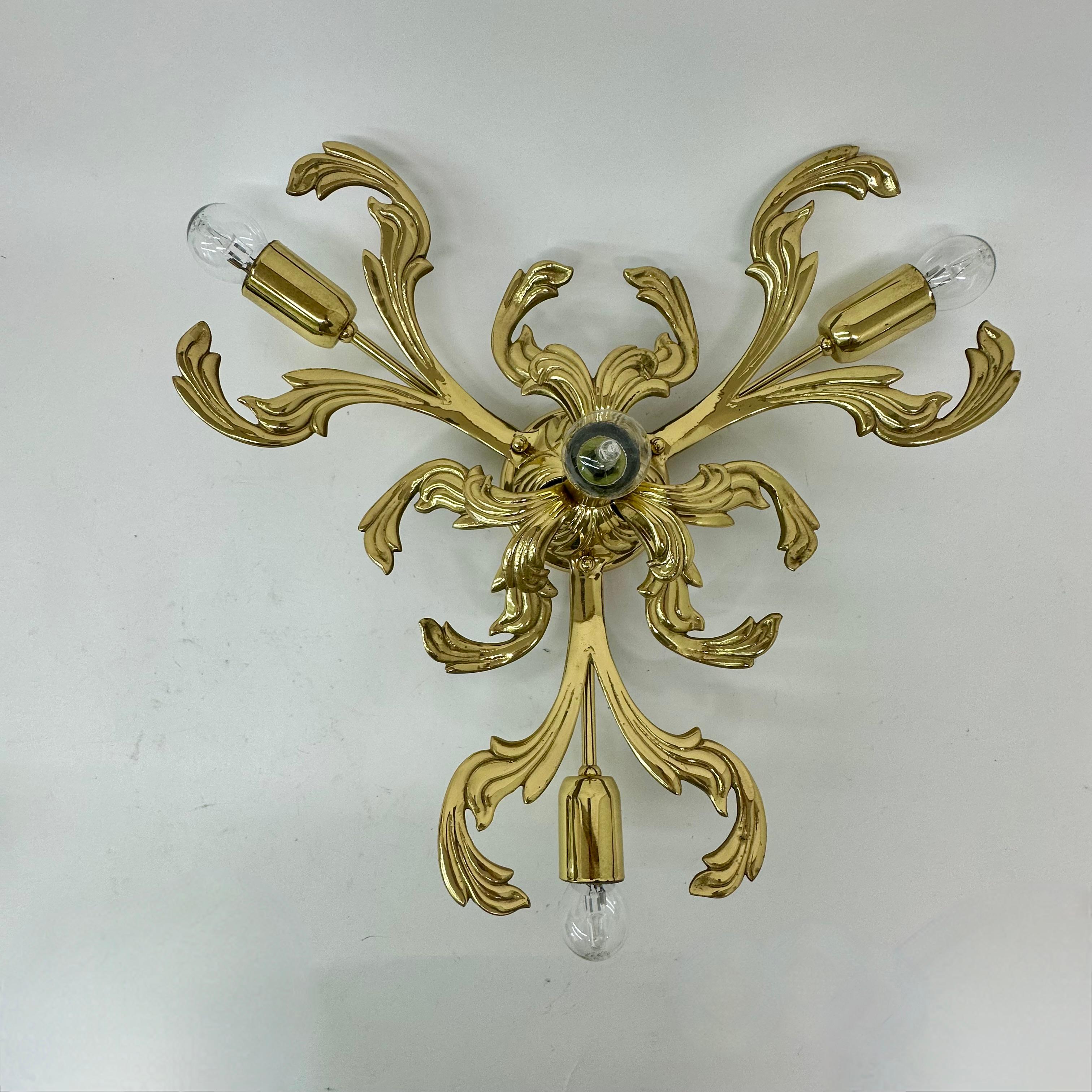 Lampada da parete/soffitto in ottone di C.S.A. Italy , anni '70 in vendita 9
