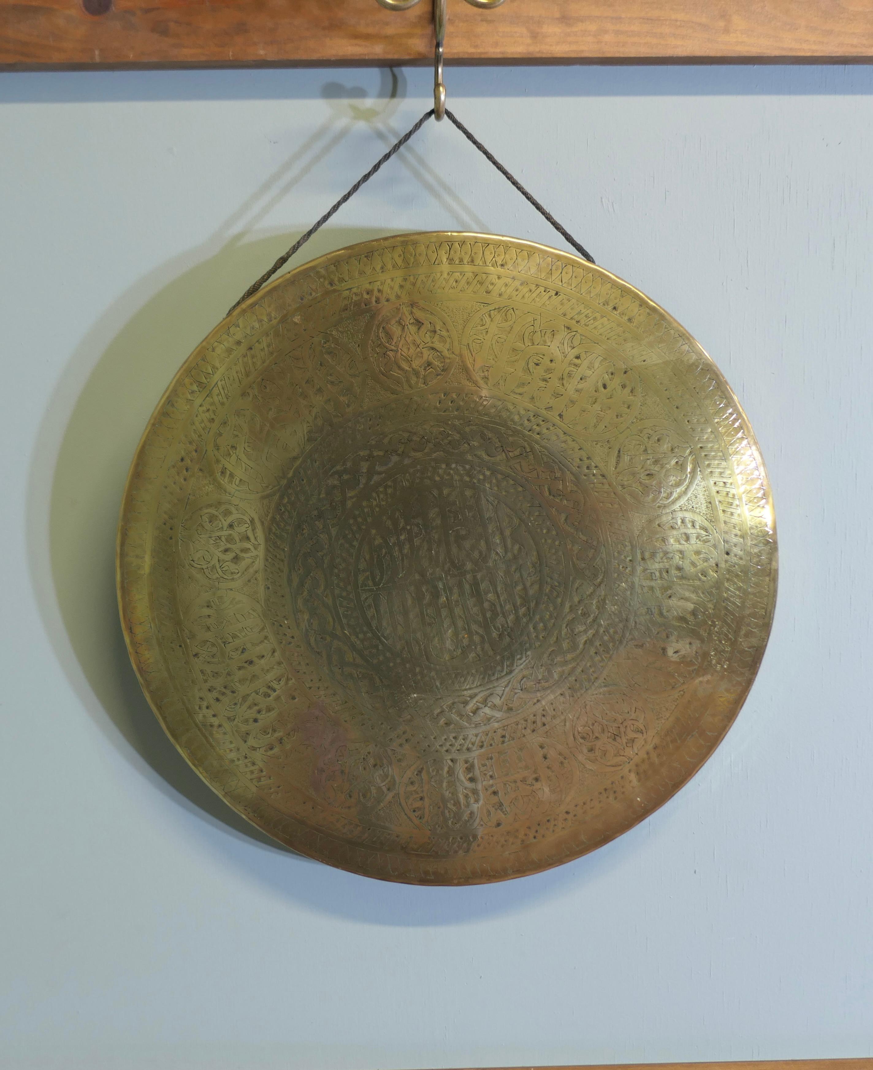 Brass Wall Hanging Dinner Gong  This is a very unusual piece In Good Condition For Sale In Godshill, Isle of Wight