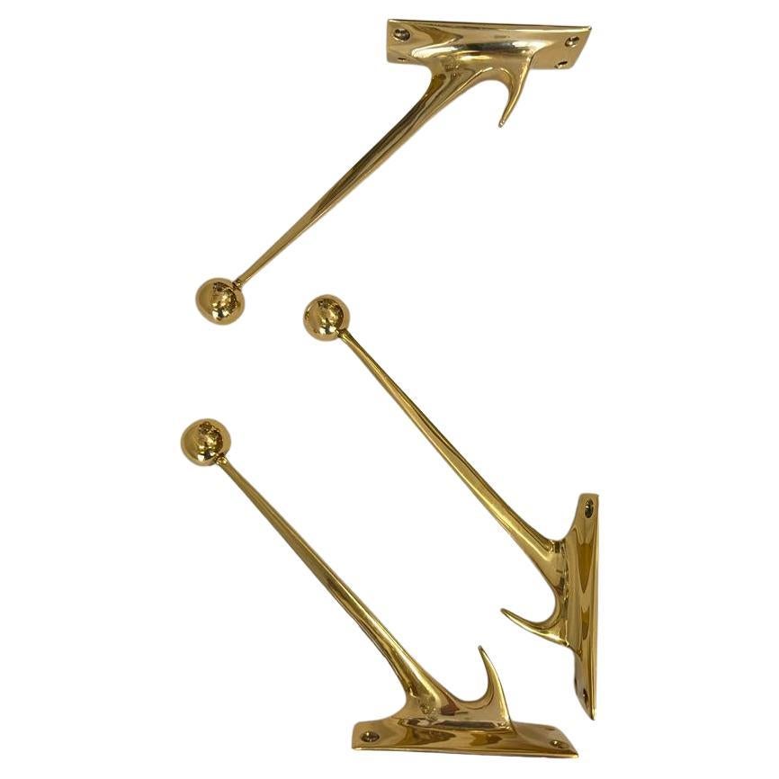 Wandhaken aus Messing, Design Adolf Loos im Angebot 2