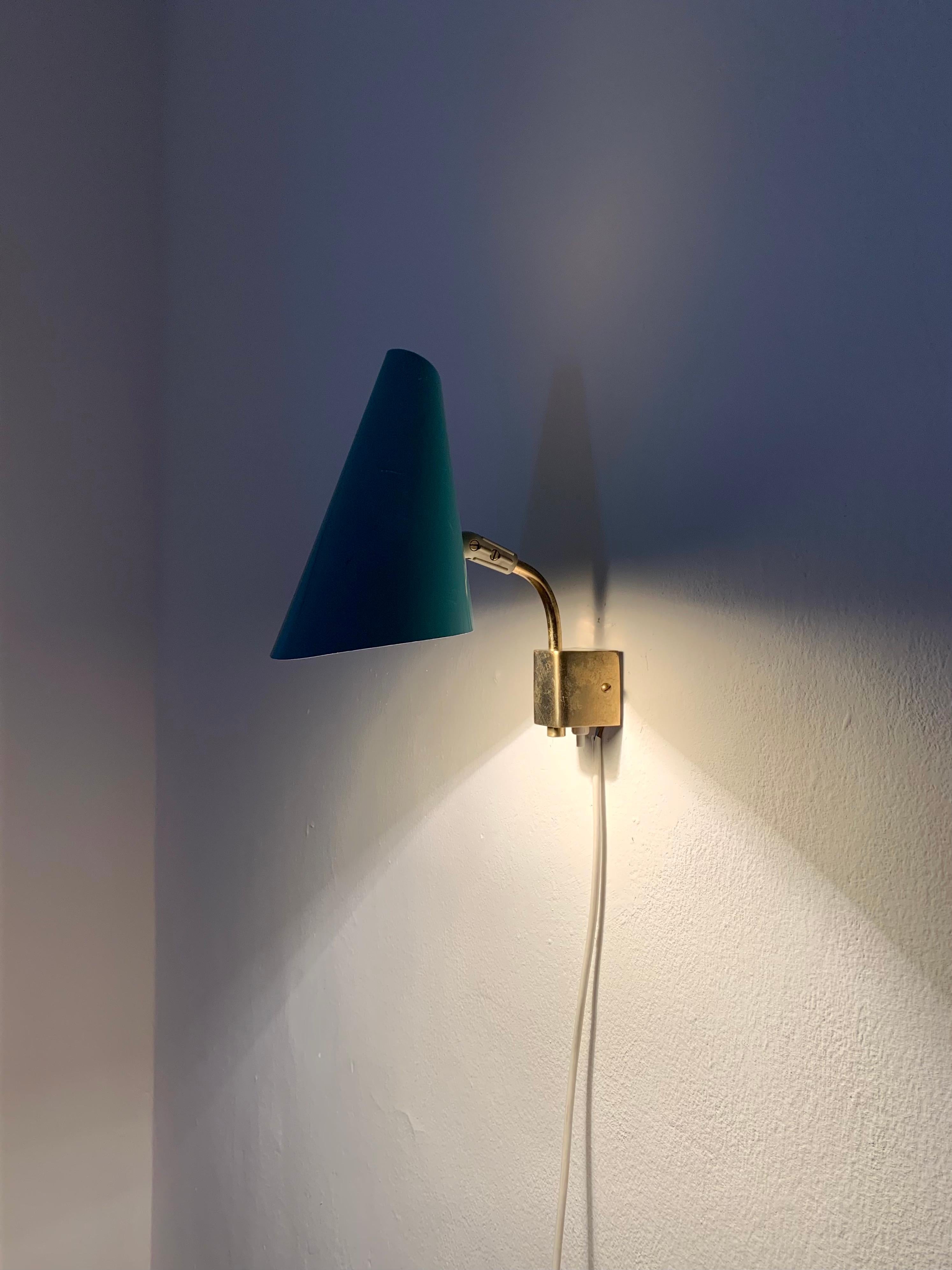 Lámpara de pared de latón by Erco en venta 2