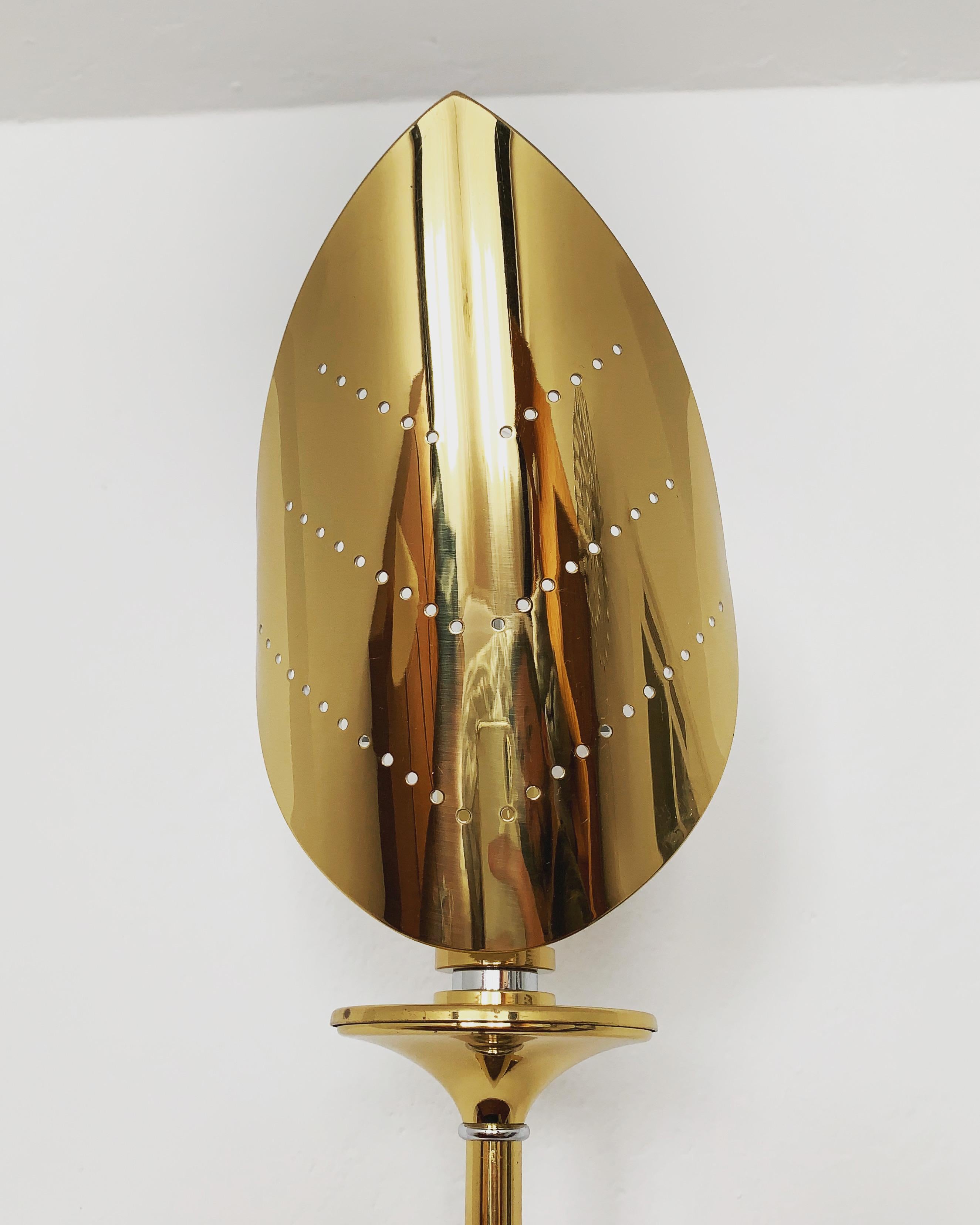 Brass Wall Lamp In Good Condition For Sale In München, DE