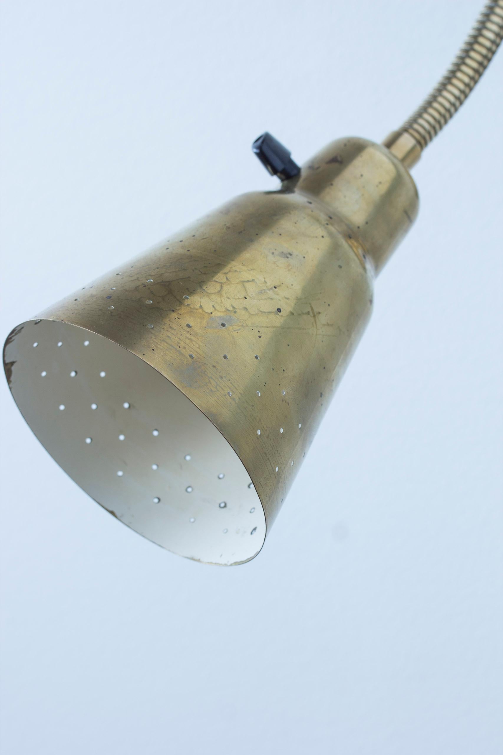 Brass wall lamps model V- 18 by Eje Ahlgren, Bergboms, Sweden, 1950s In Good Condition For Sale In Hägersten, SE