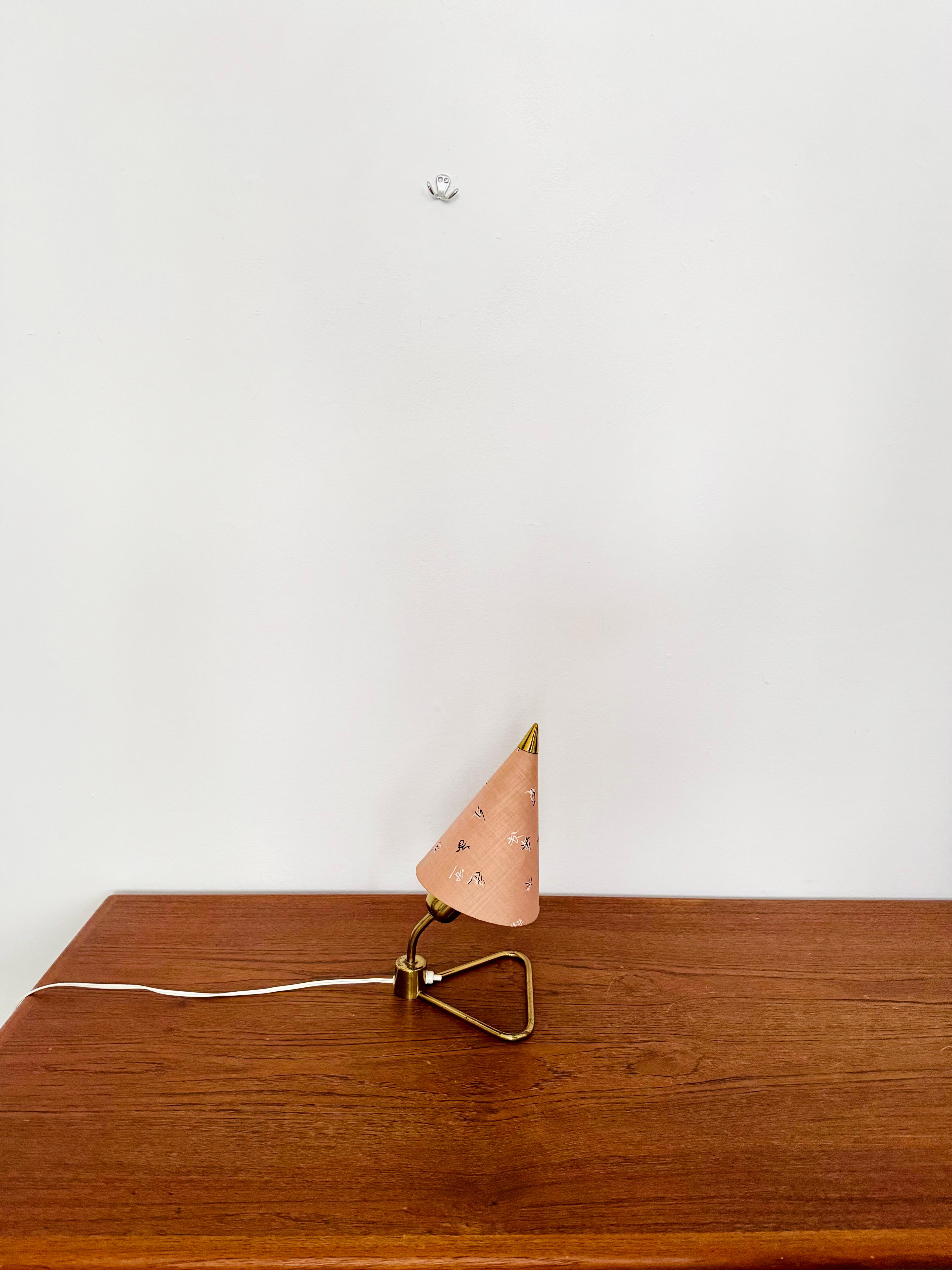 Lámpara de pared o sobremesa de latón de Rupert Nikoll en venta 1