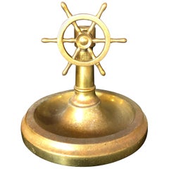 Zigarrenschneider aus Messing mit Messingrad, Bronzeskulptur, Teil einer außergewöhnlichen Kollektion