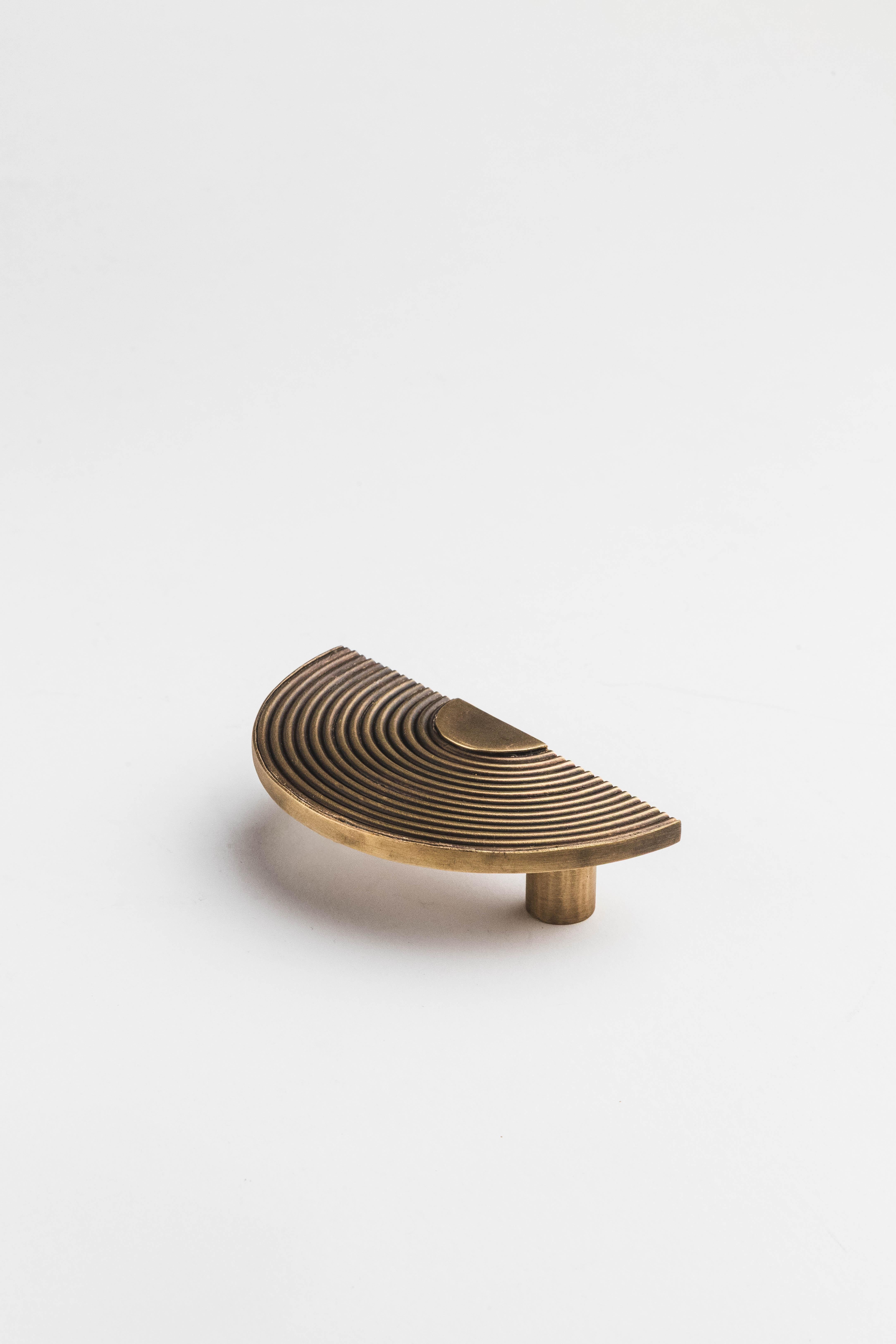 Contemporary Brass wire furniture handles : Oriental Mood Ø 12 cm For Sale