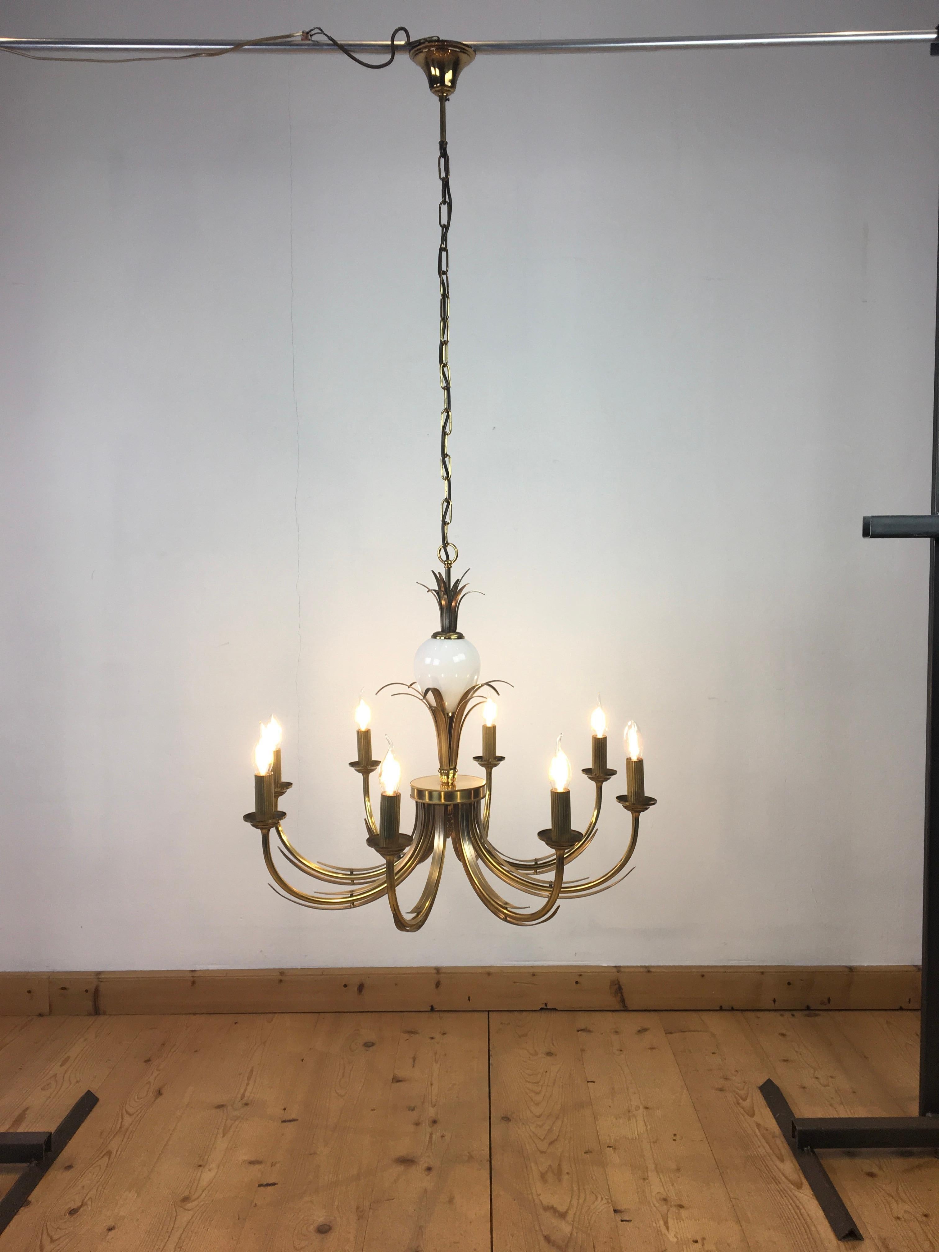20th Century White Opaline Ostrich Egg Chandelier, Sa Boulanger, 1970s For Sale