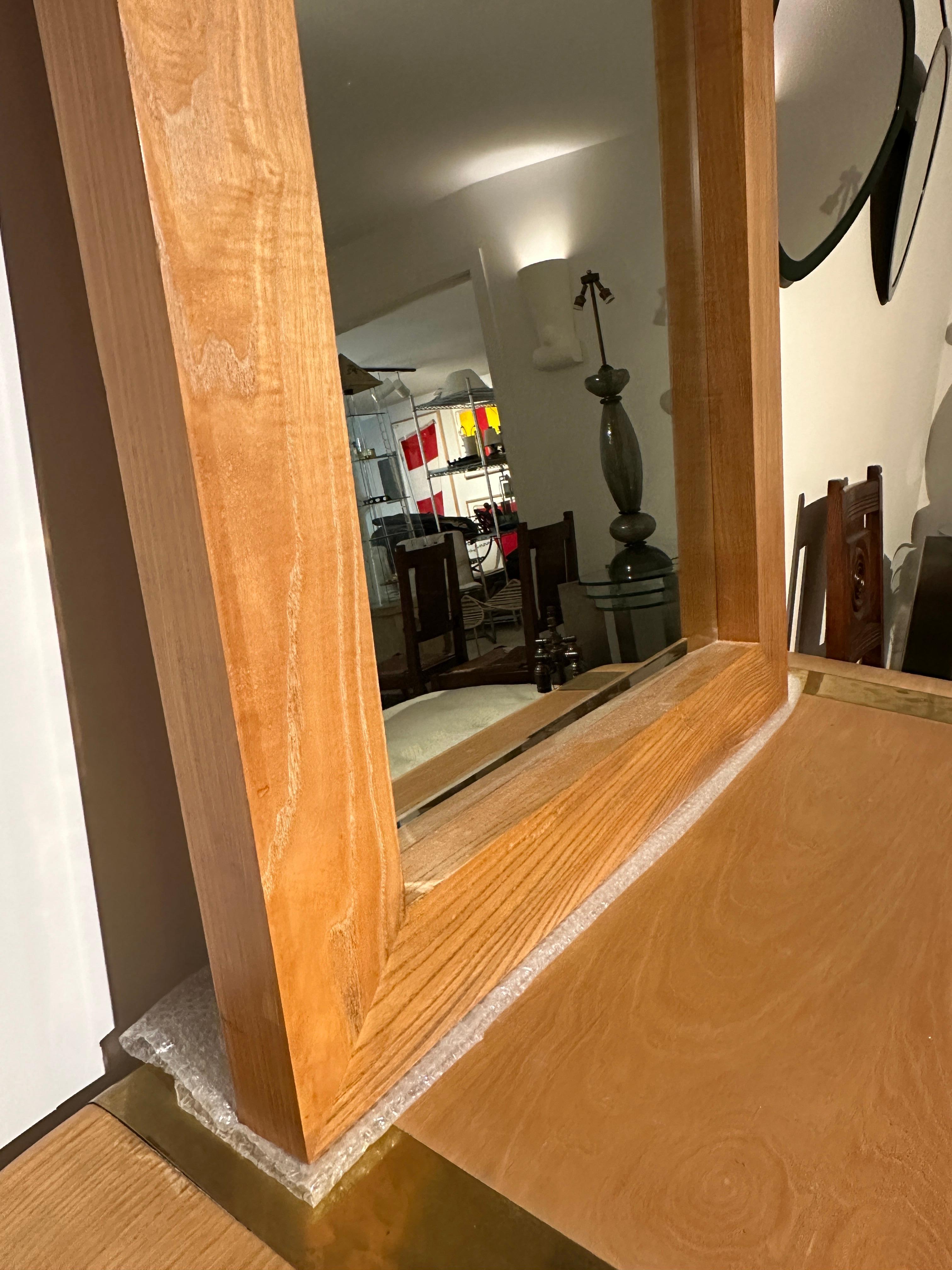 Américain Miroir mural géométrique en laiton et bois à la manière de K. Springer en vente