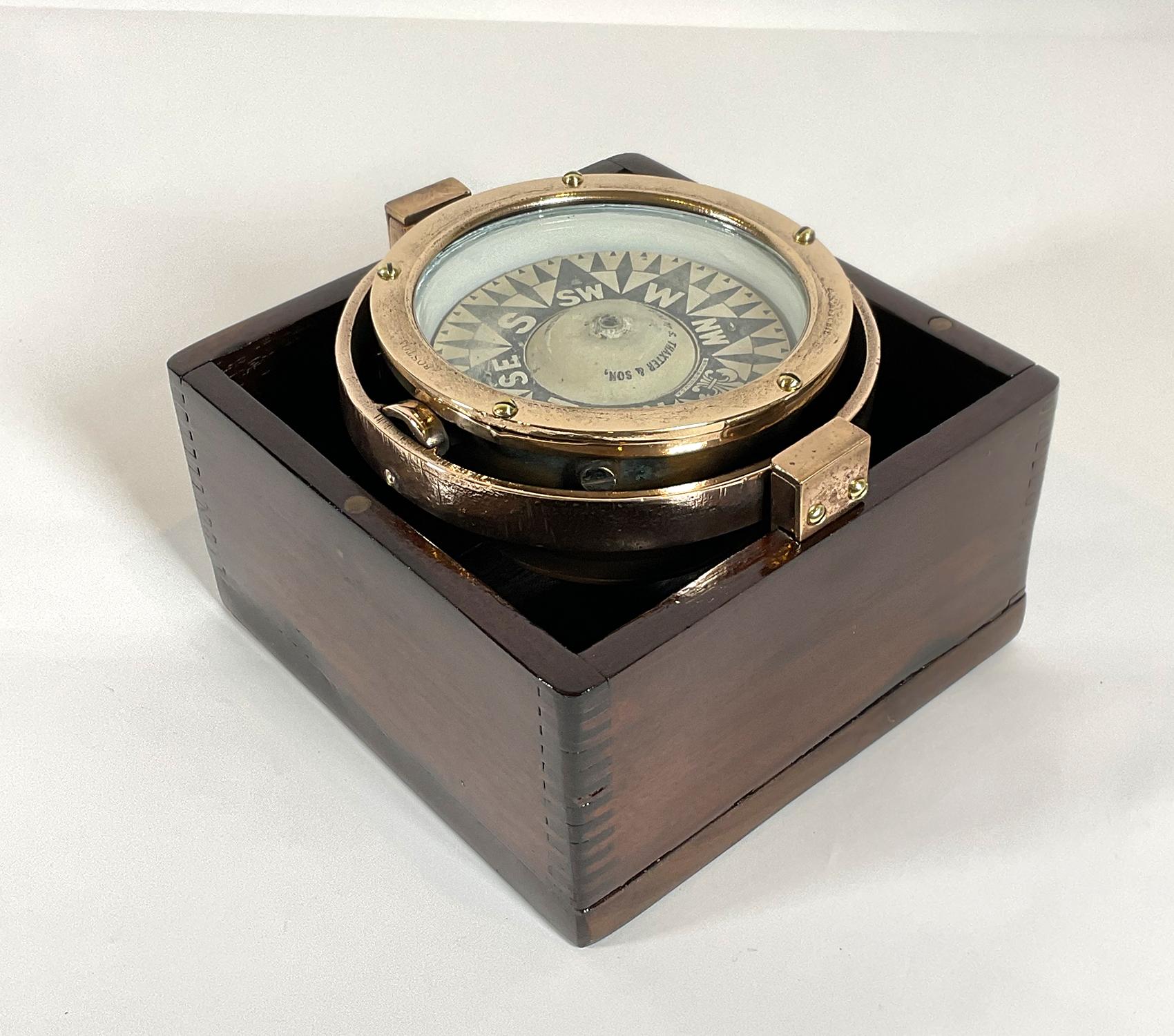 Solid brass gimballed boat compass fitted to a dovetailed varnished box. This is a 19th century compass from Samuel Thaxter & Son in Boston. Awesome Nautical display piece from an infamous Boston maker. 

Weight: 6 LBS
Overall dimensions: 5