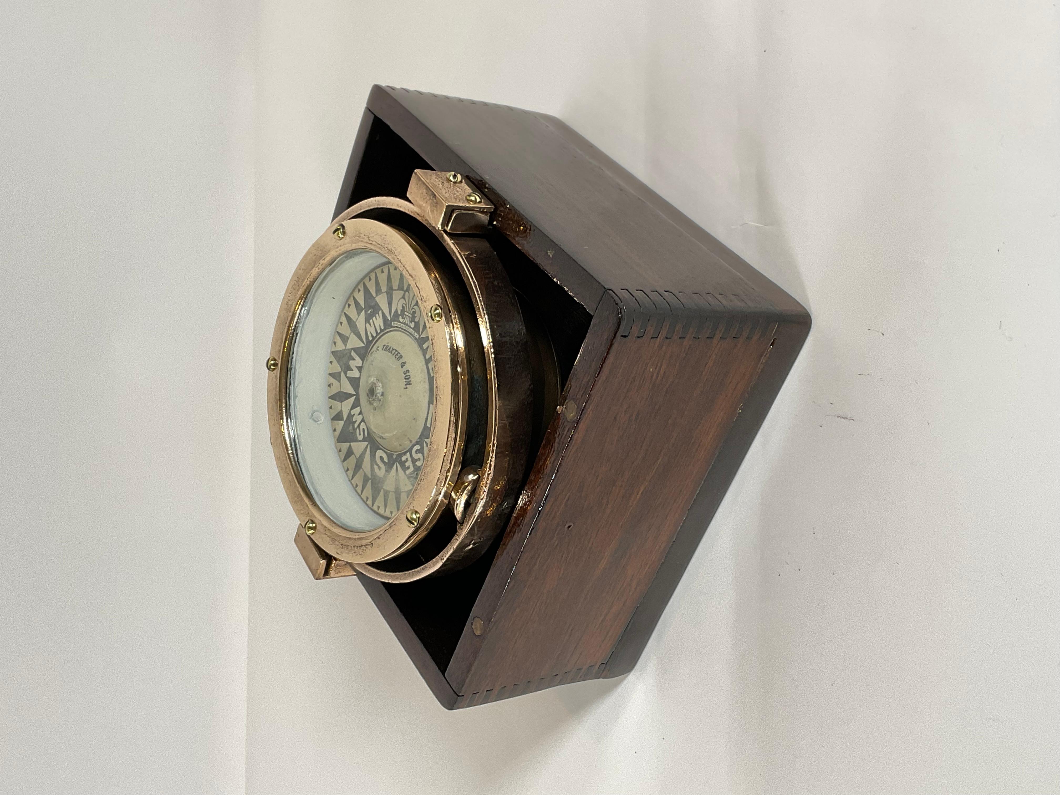 Brass Yacht Compass in Mahogany Box For Sale 4
