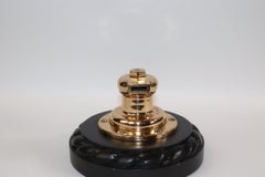 Treuil de plaisance en laiton sur socle en Wood Wood