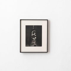 D'après Brassaï, Noir et blanc, années 1930, tirage photographique en héliogravure, encadré