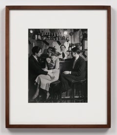 Vintage Au Monocle, le bar, à gauche: Lulu de Montparnasse