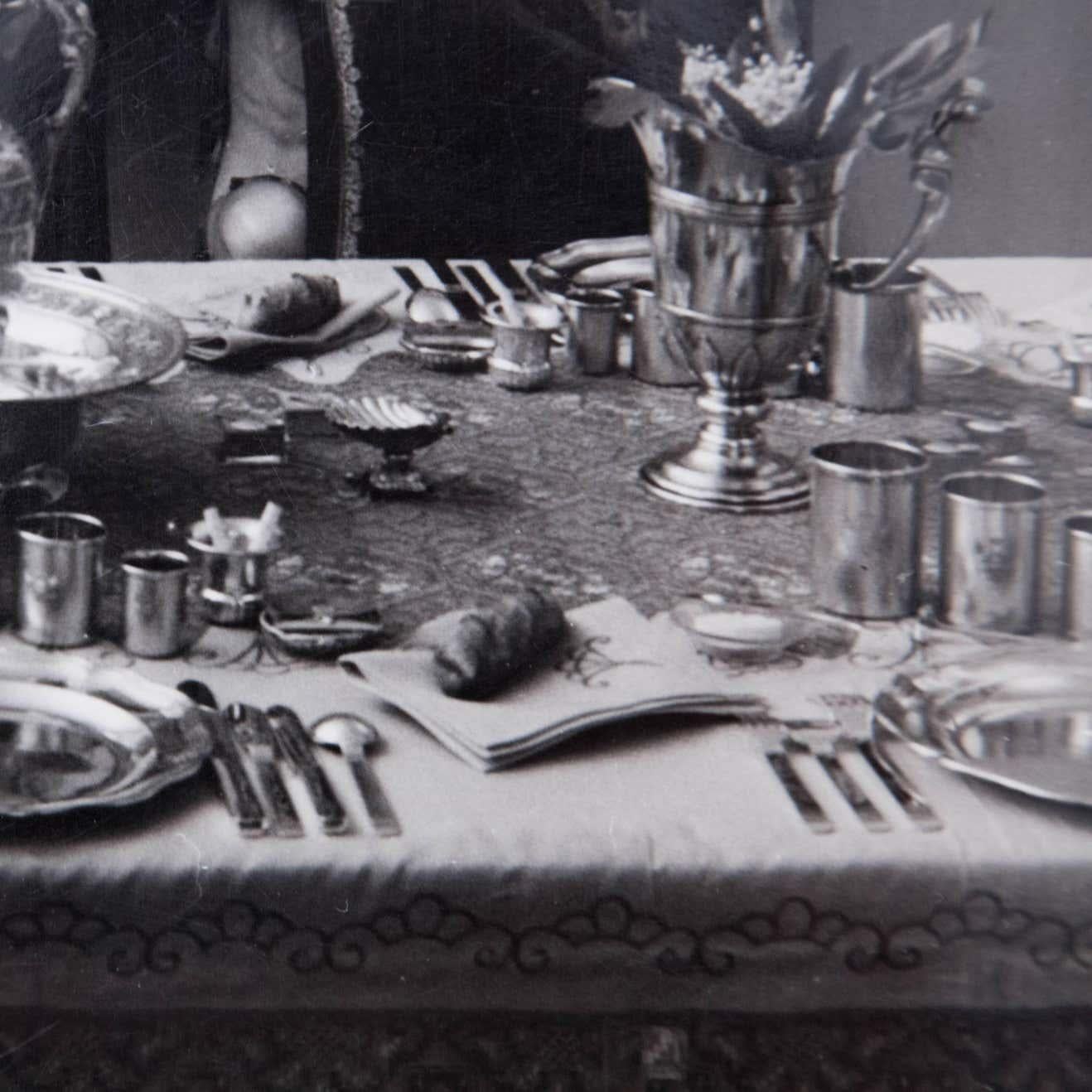 Photographie encadrée en noir et blanc de Brassai, vers 1936 en vente 3