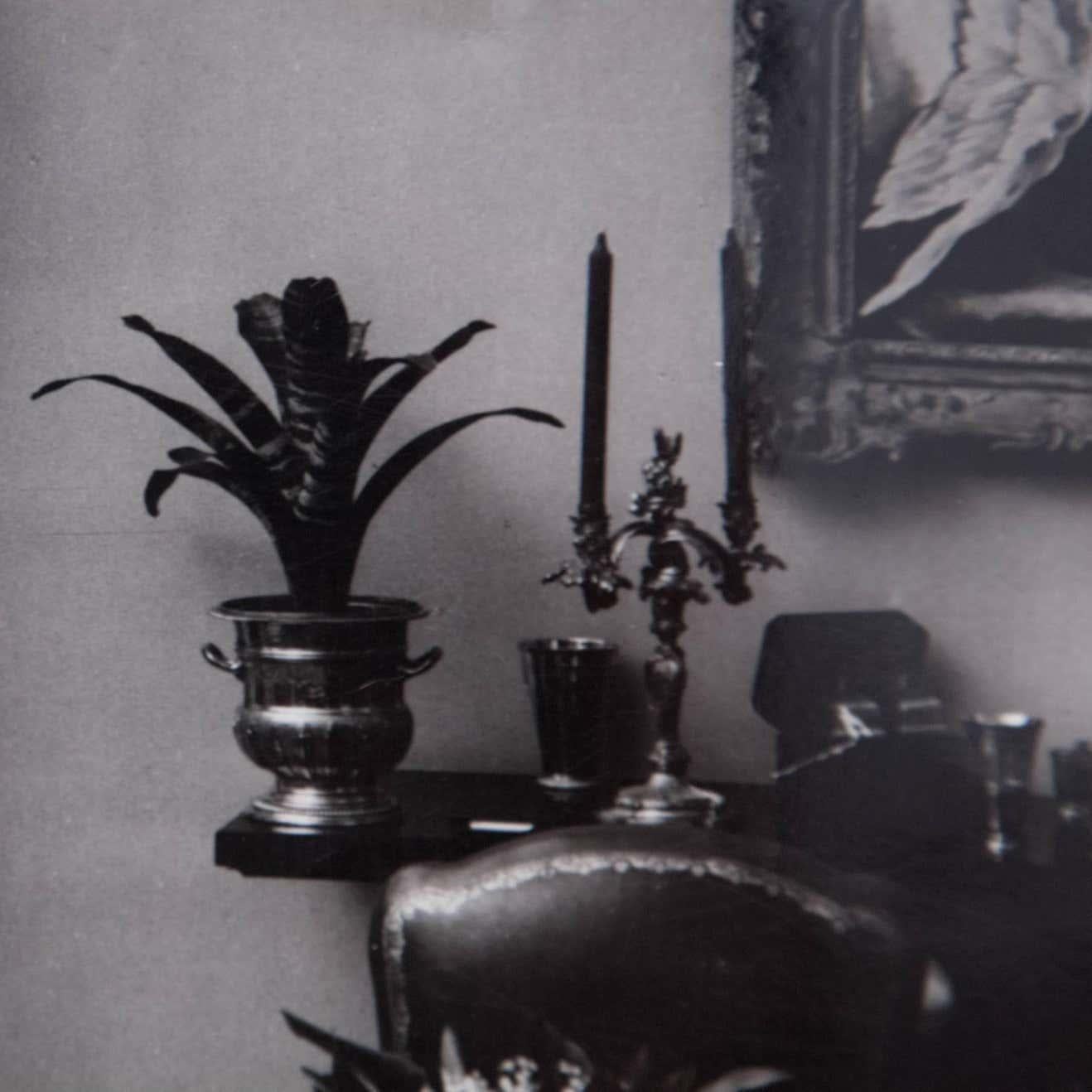 Photographie encadrée en noir et blanc de Brassai, vers 1936 en vente 2