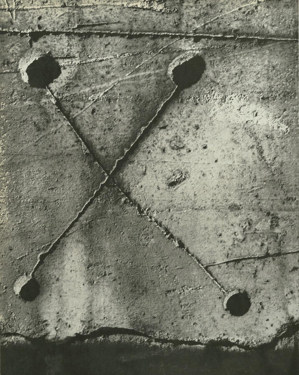 Italian Brassaï – Graffiti; Zwei Gespräche mit Picasso For Sale