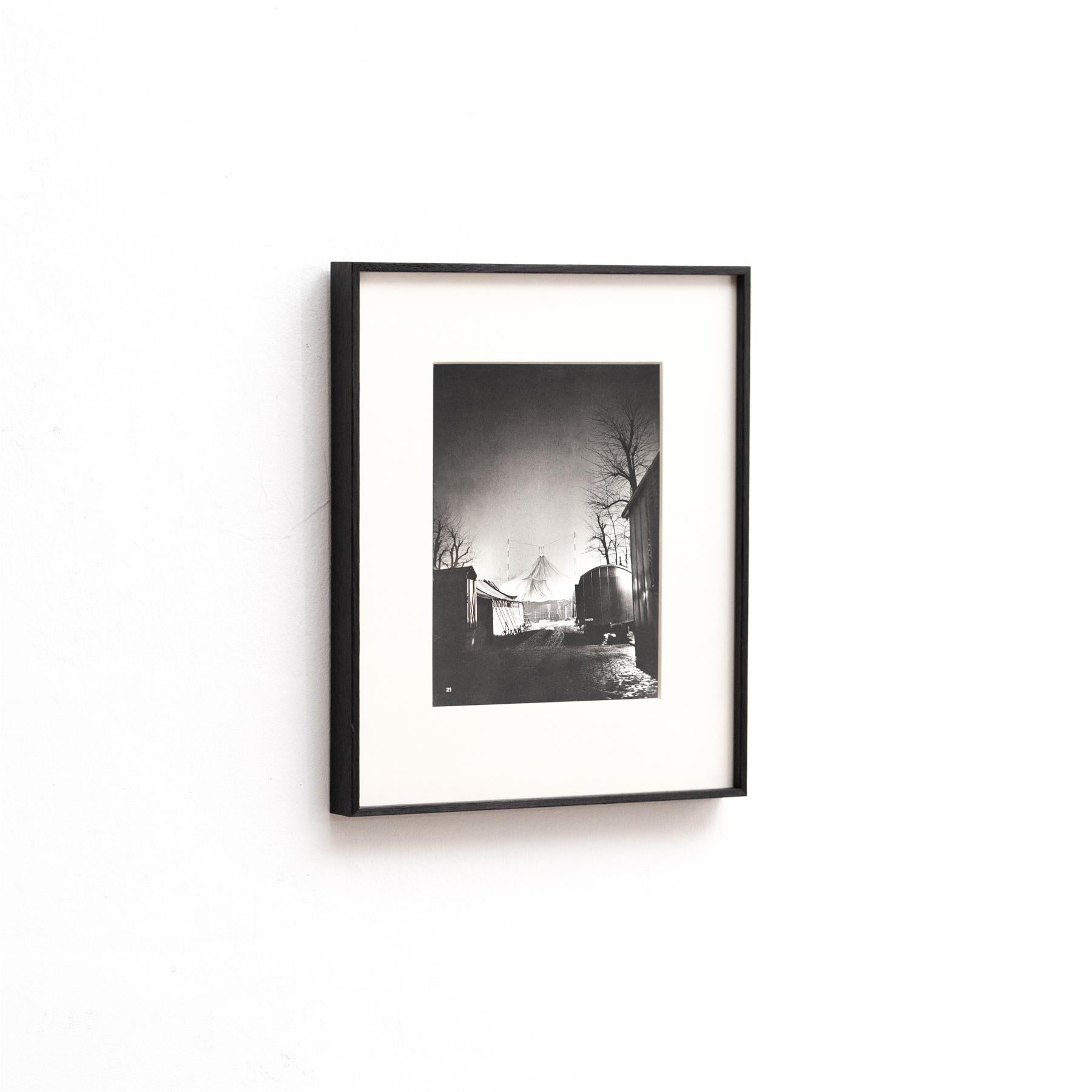 Mid-Century moderno Brassai Rara fotografia in bianco e nero con cornice, circa 1930 in vendita