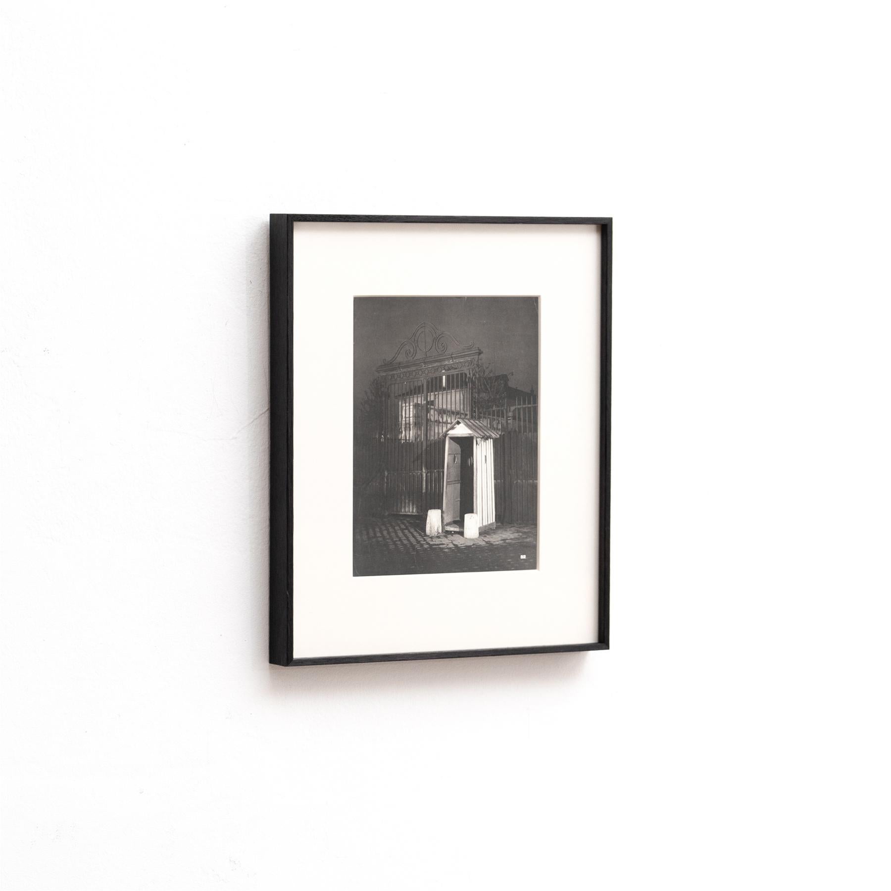 Mid-Century Modern Photographie encadrée en noir et blanc de Brassai, circa 1930 en vente