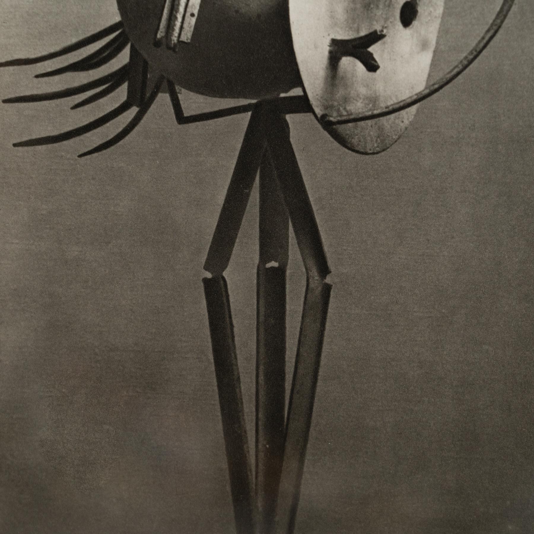 Metà XX secolo L'intuizione di Brassai: Fotogramma della scultura di Picasso, circa 1948 in vendita