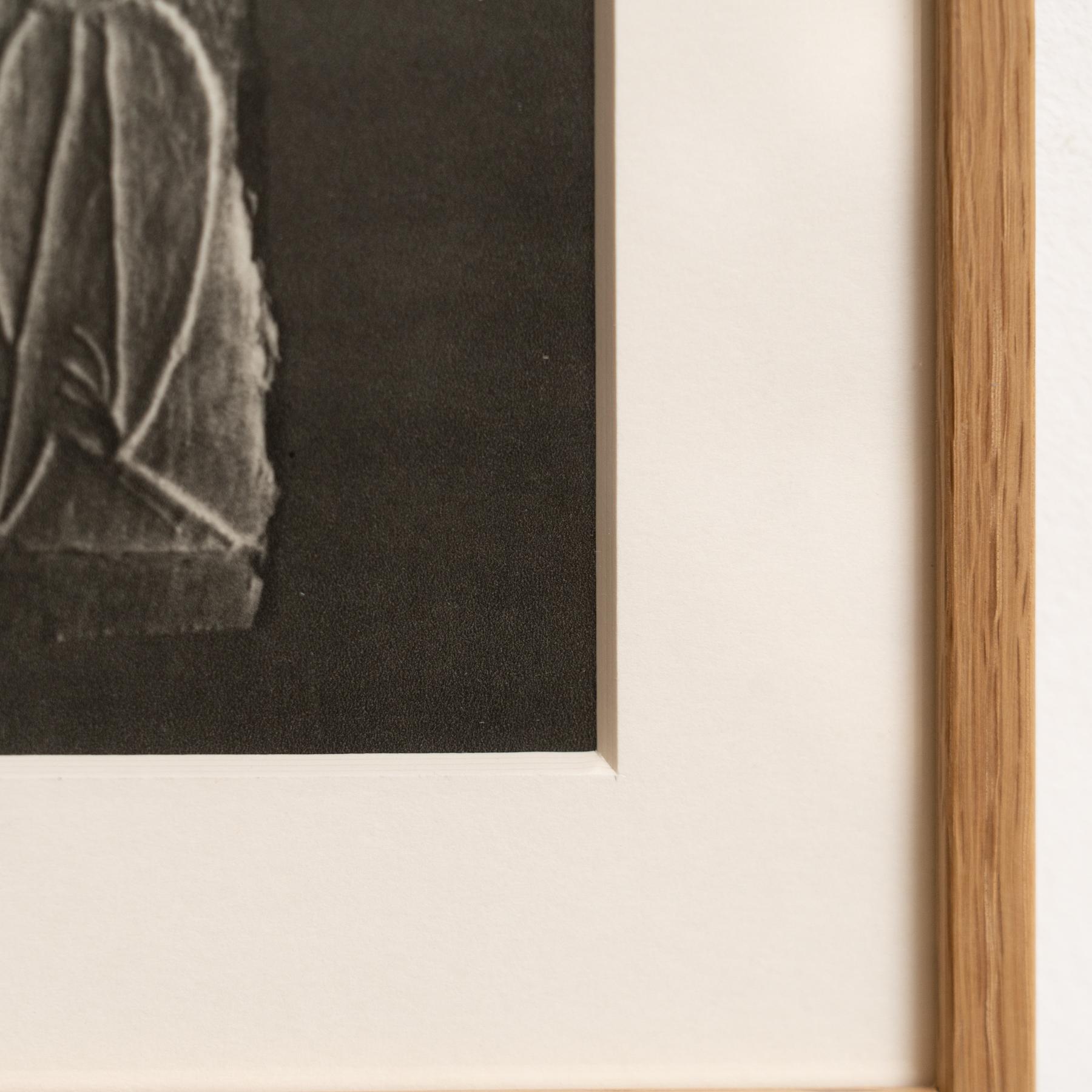 Carta L'intuizione di Brassai: Fotogramma della scultura di Picasso, circa 1948 in vendita
