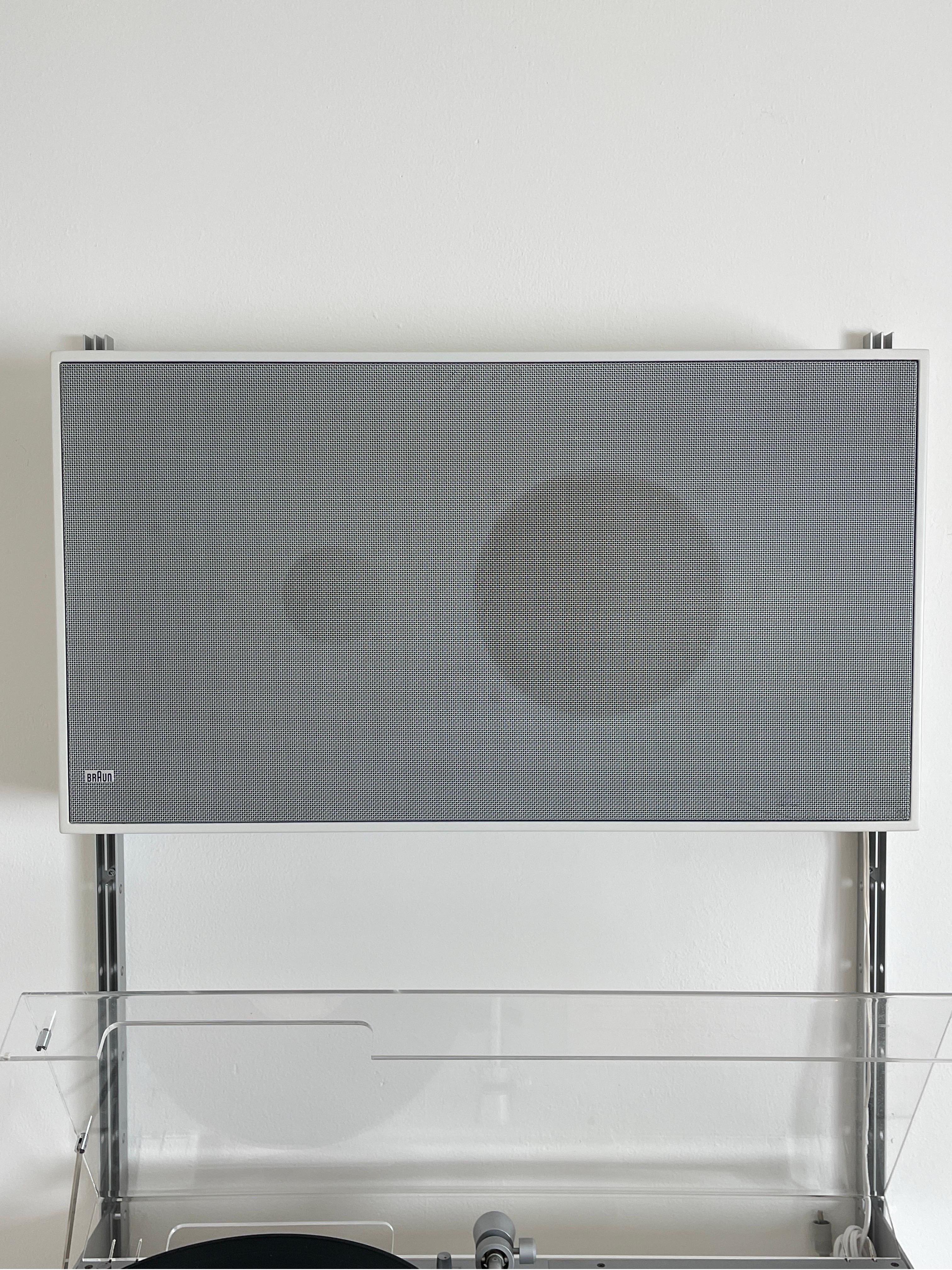 Braun Audio wall mounted audio system designed by Dieter Rams  In Good Condition For Sale In Los Angeles, CA