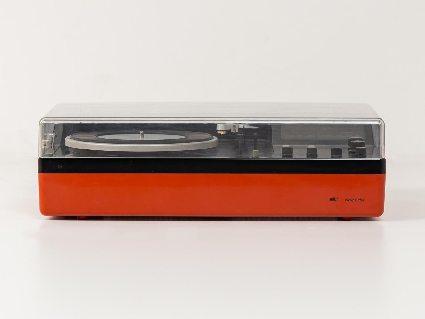 Mid-Century Modern BRAUN Cockpit 250 audio system, Dieter Rams