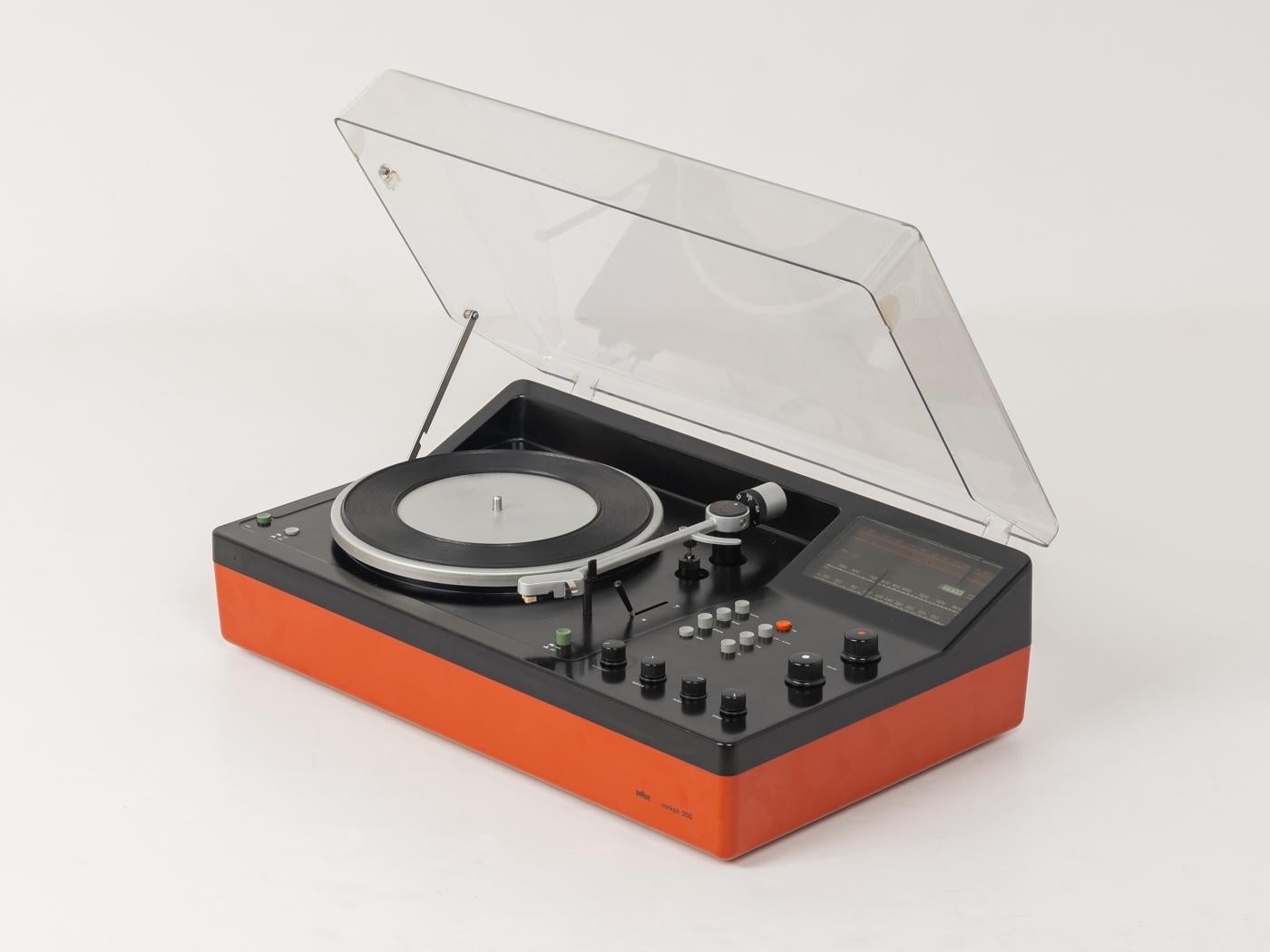 Plastic BRAUN Cockpit 250 audio system, Dieter Rams