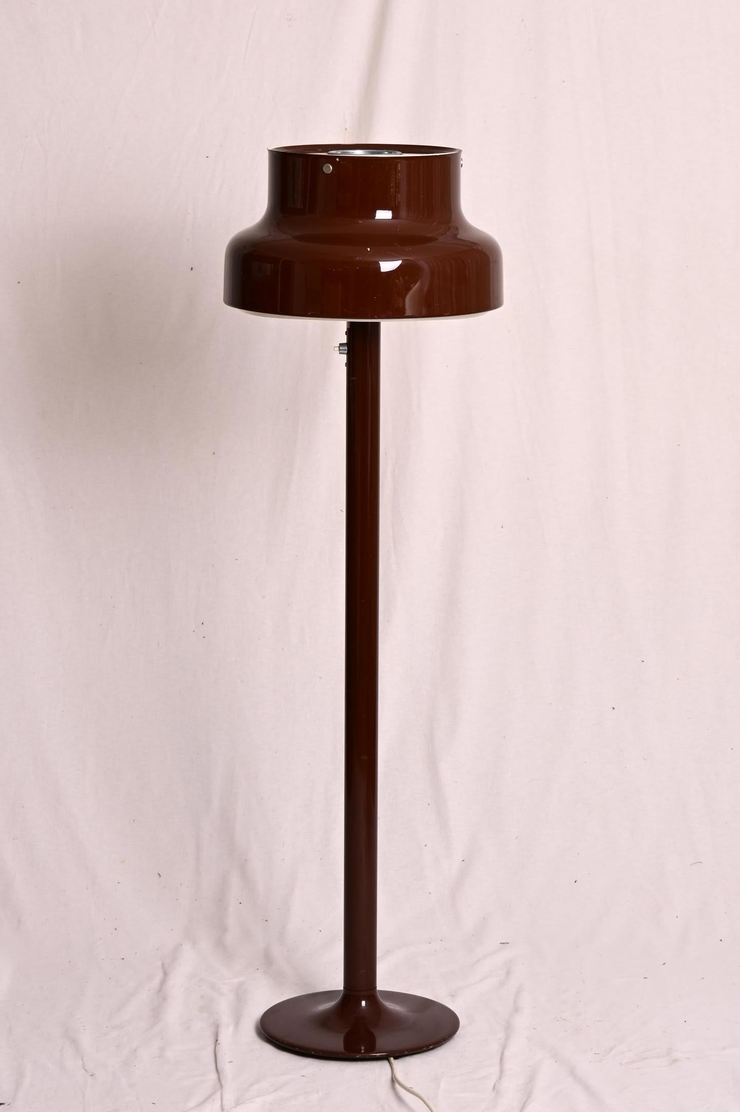 Lacquered Braun Floor Lamp Bumling by Anders Pehrson for Ateljé Lyktan For Sale