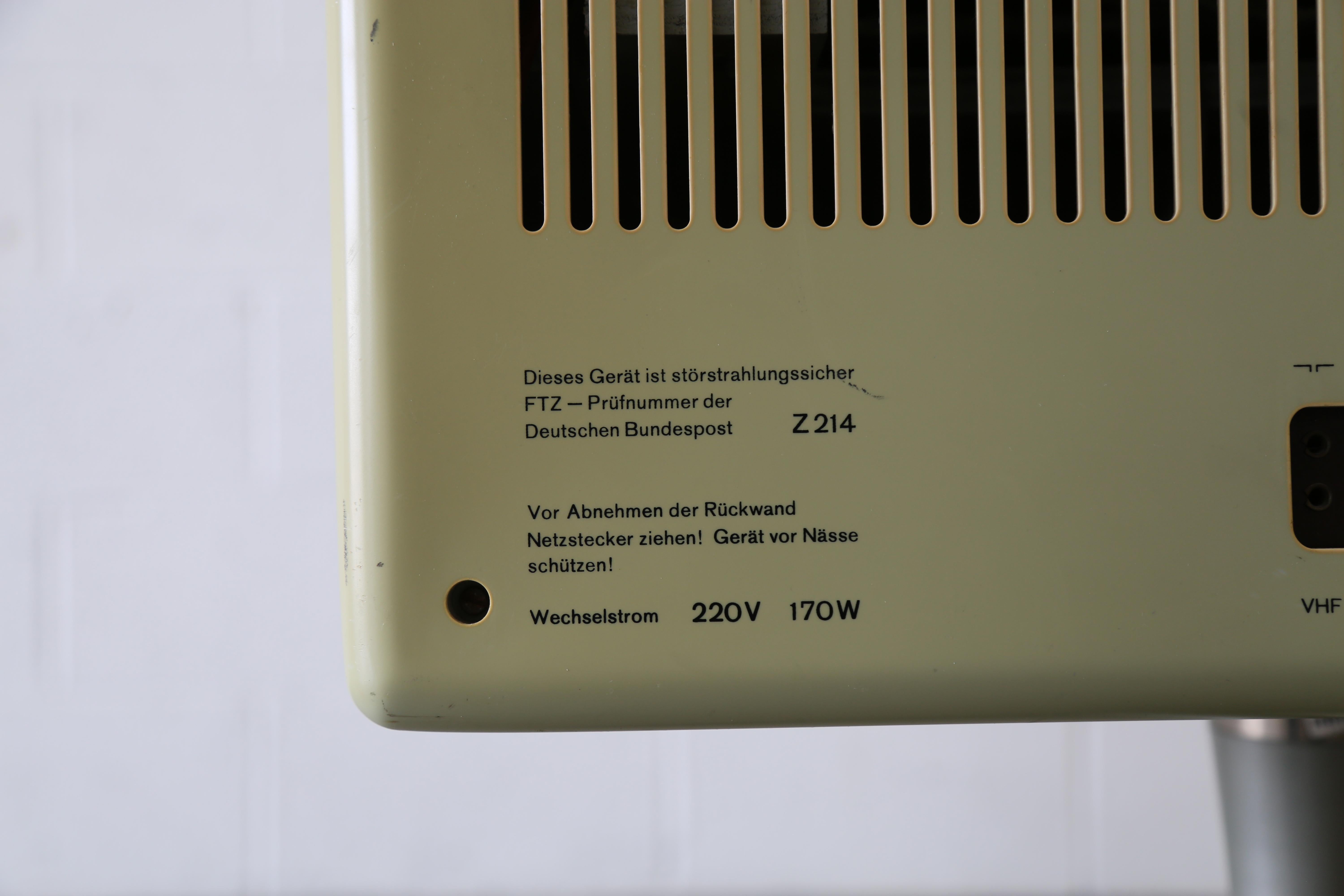 Braun FS-80 Television by Dieter Rams, 1964 For Sale 3