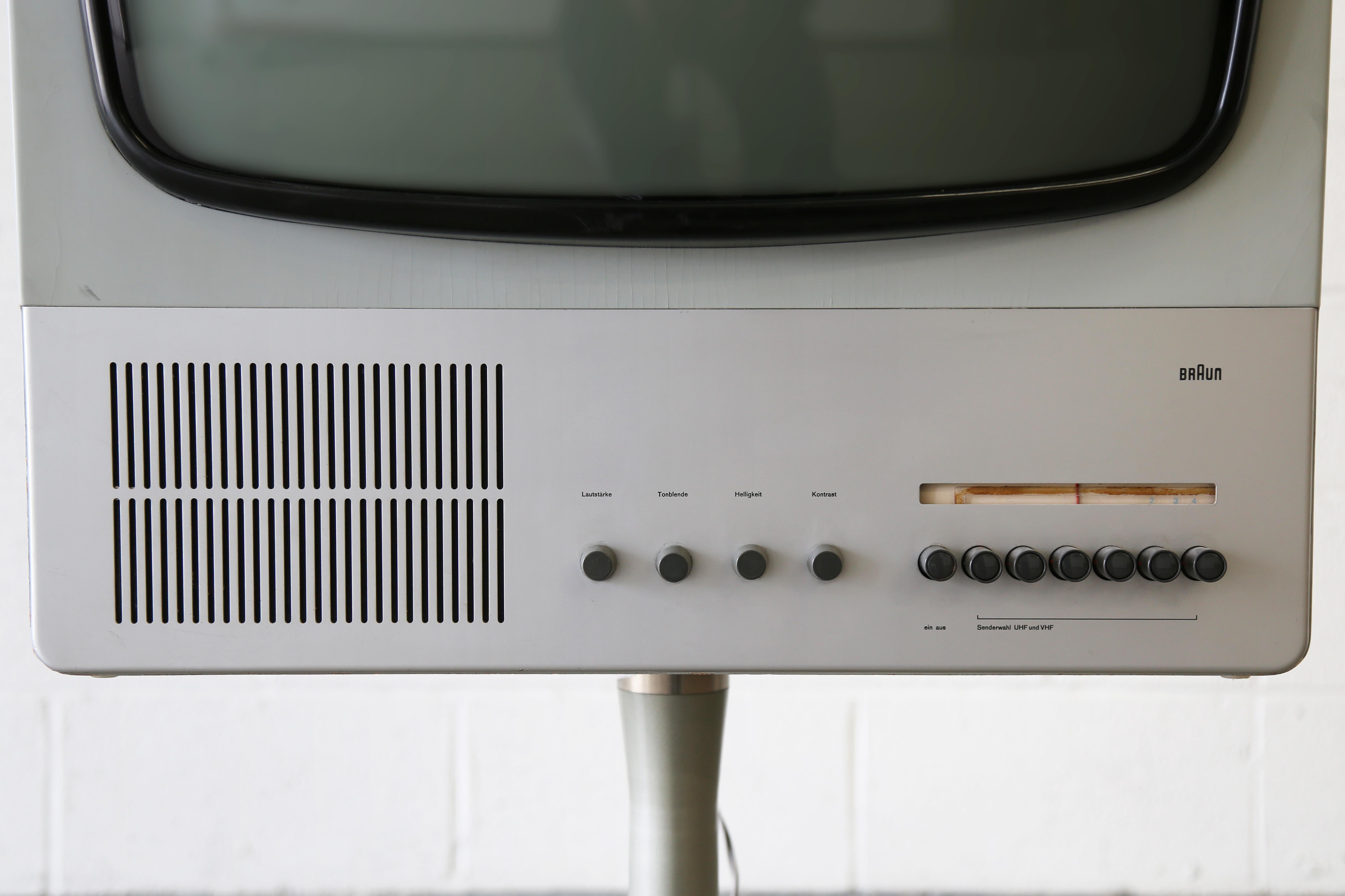 Braun FS-80 Television by Dieter Rams, 1964 In Good Condition For Sale In Virginia Beach, VA