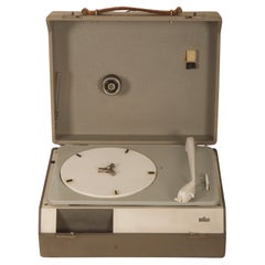 Braun PC3 Plattenspieler von Wilhelm Wagenfeld und Dieter Rams