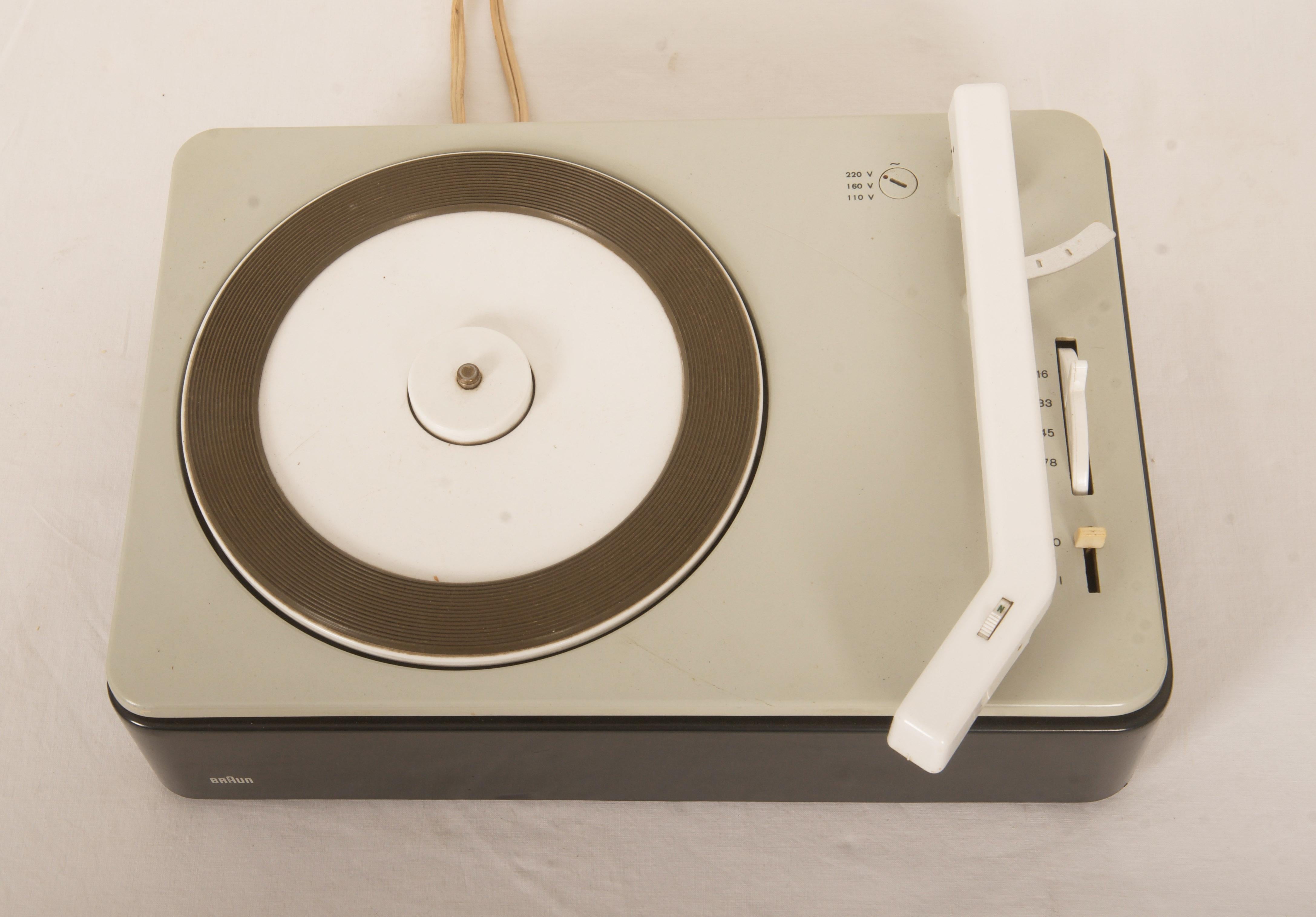 Tocadiscos Braun PCS4 de Hans Hugelot y Dieter Rams Moderno de mediados de siglo