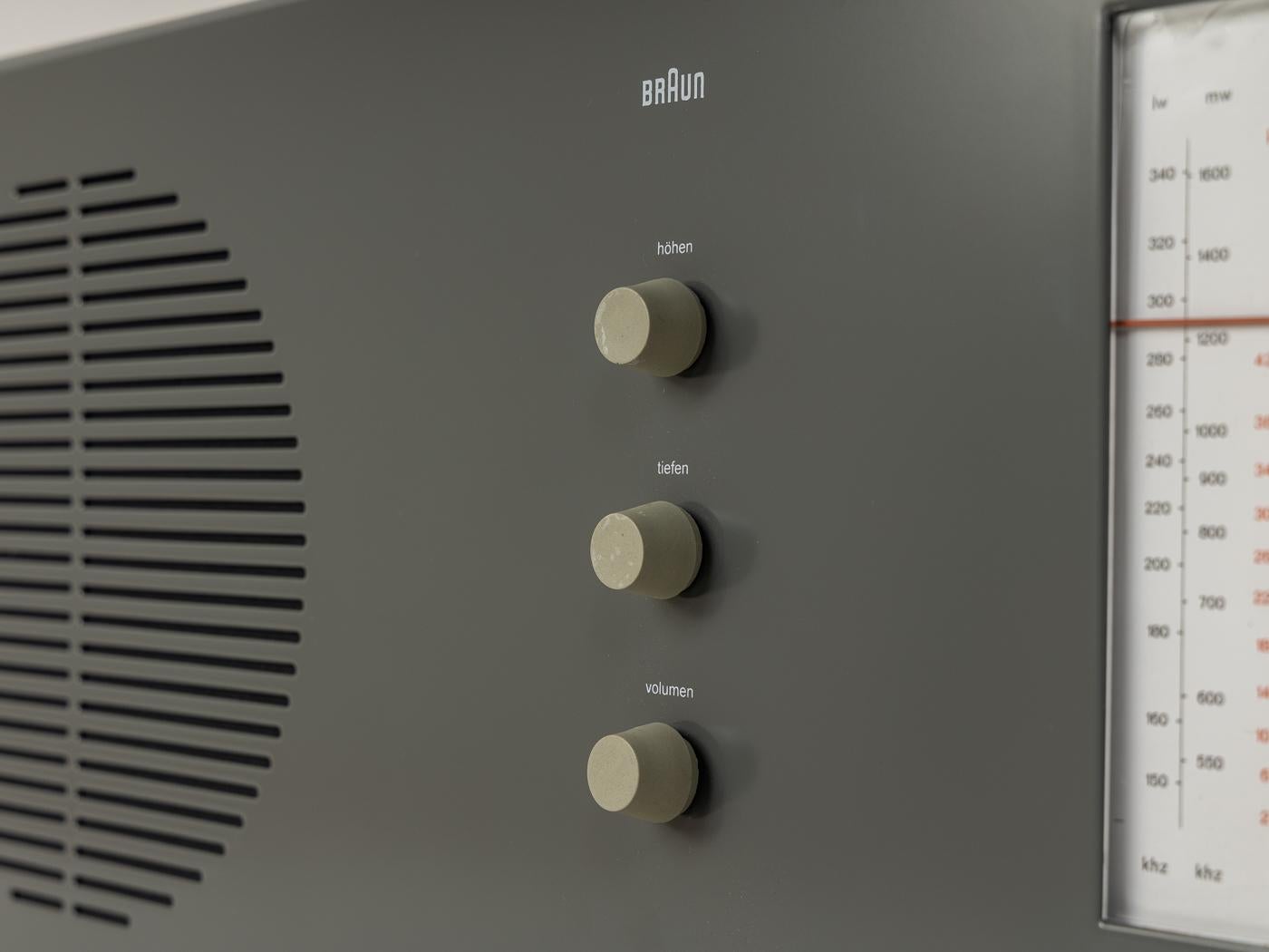 Bois BRAUN «RT 20 », Tischradio, Dieter Rams en vente