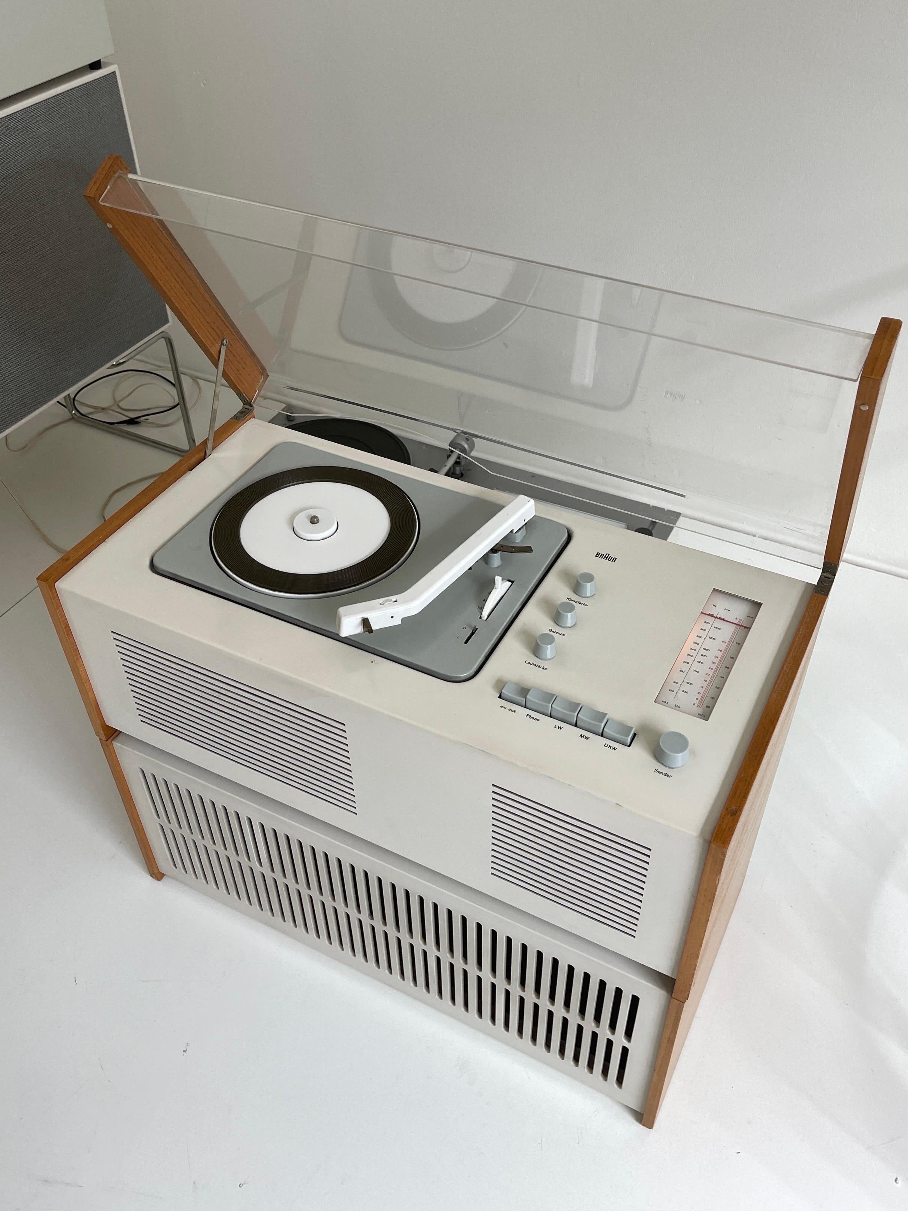 Industrial Braun SK61 Record Player and L1 floor speaker by Dieter Rams For Sale