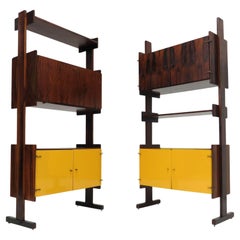 Separador de ambientes de palisandro de Brasil Estantería o mueble de pared en amarillo