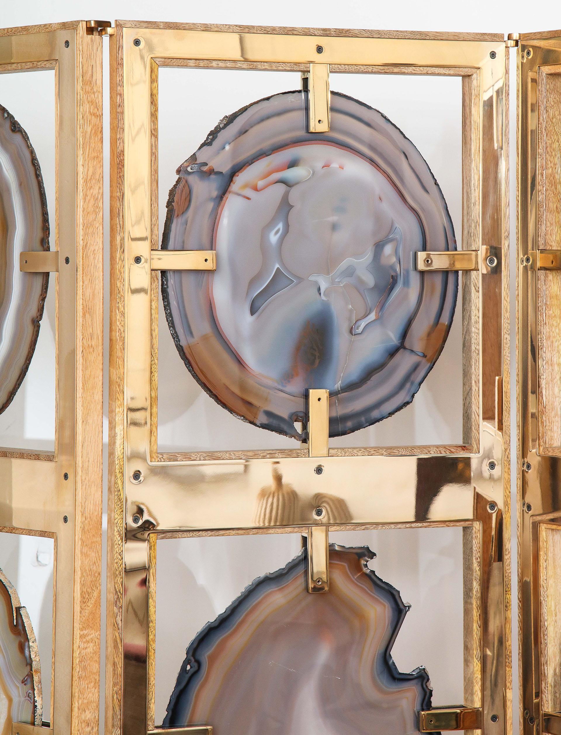 Paravent aus brasilianischem Achat, Mangoholz und hochglanzpolierter Bronze mit 4 Paneelen.