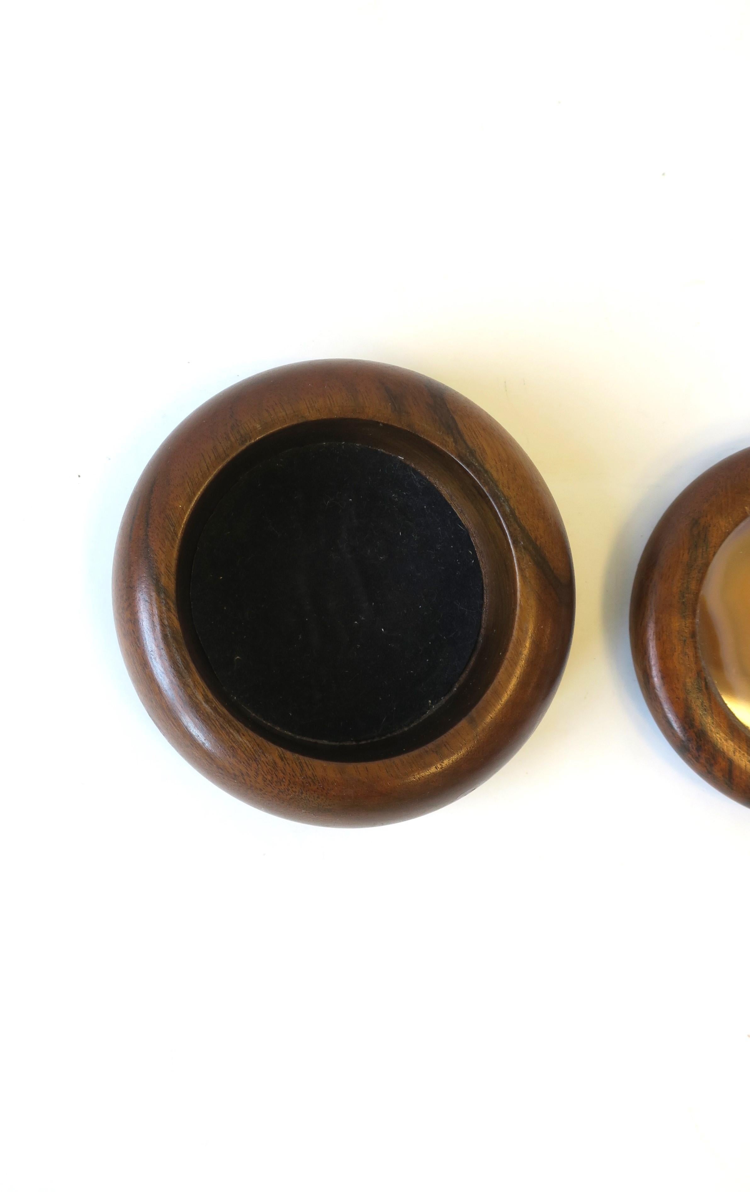 Boîte à bijoux ronde en bois et onyx d'agate du Brésil, années 1980 en vente 1