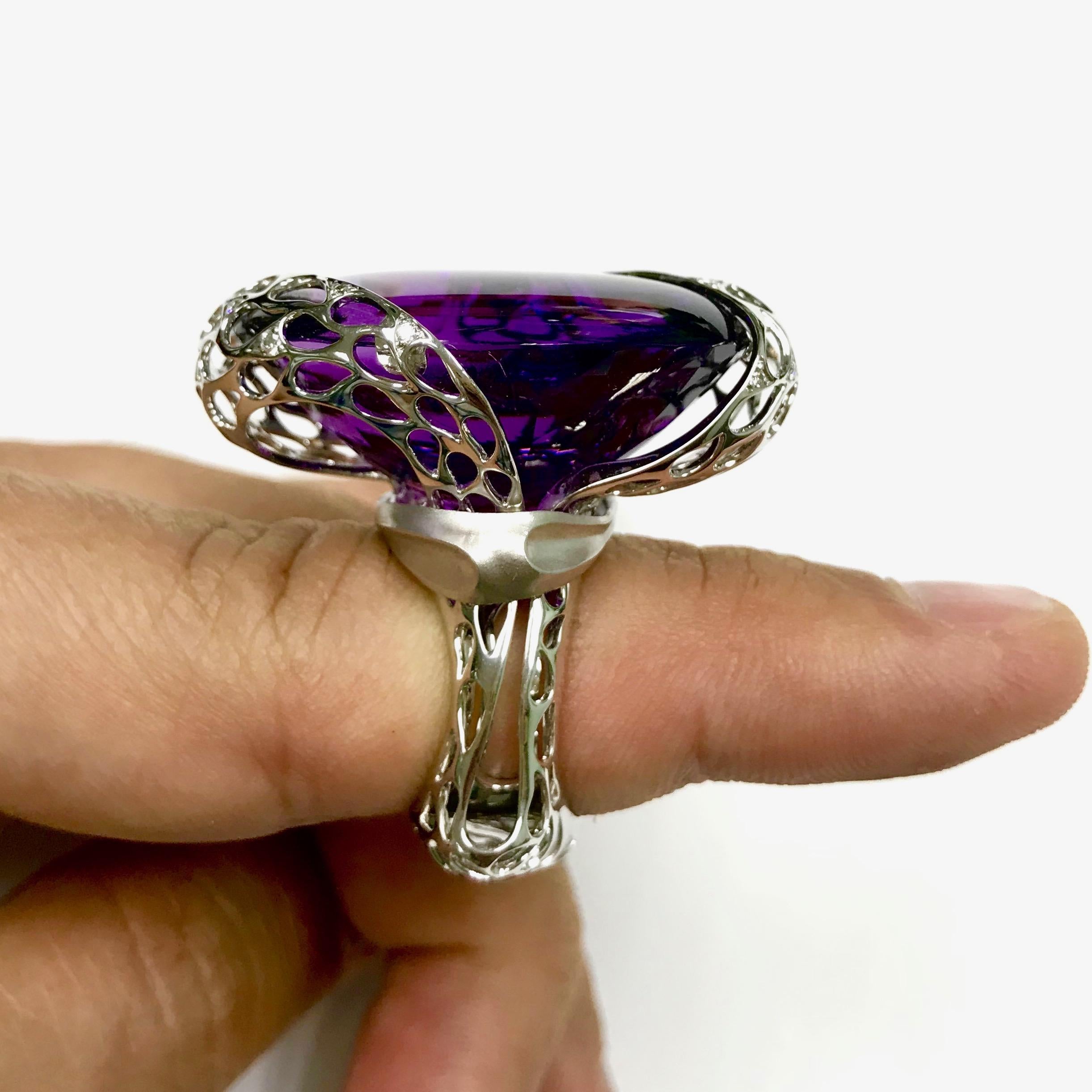 Brazilian Amethyst 77.5 Carat, Diamond 18 Karat White Gold Cocktail Ring In New Condition For Sale In Bangkok, TH