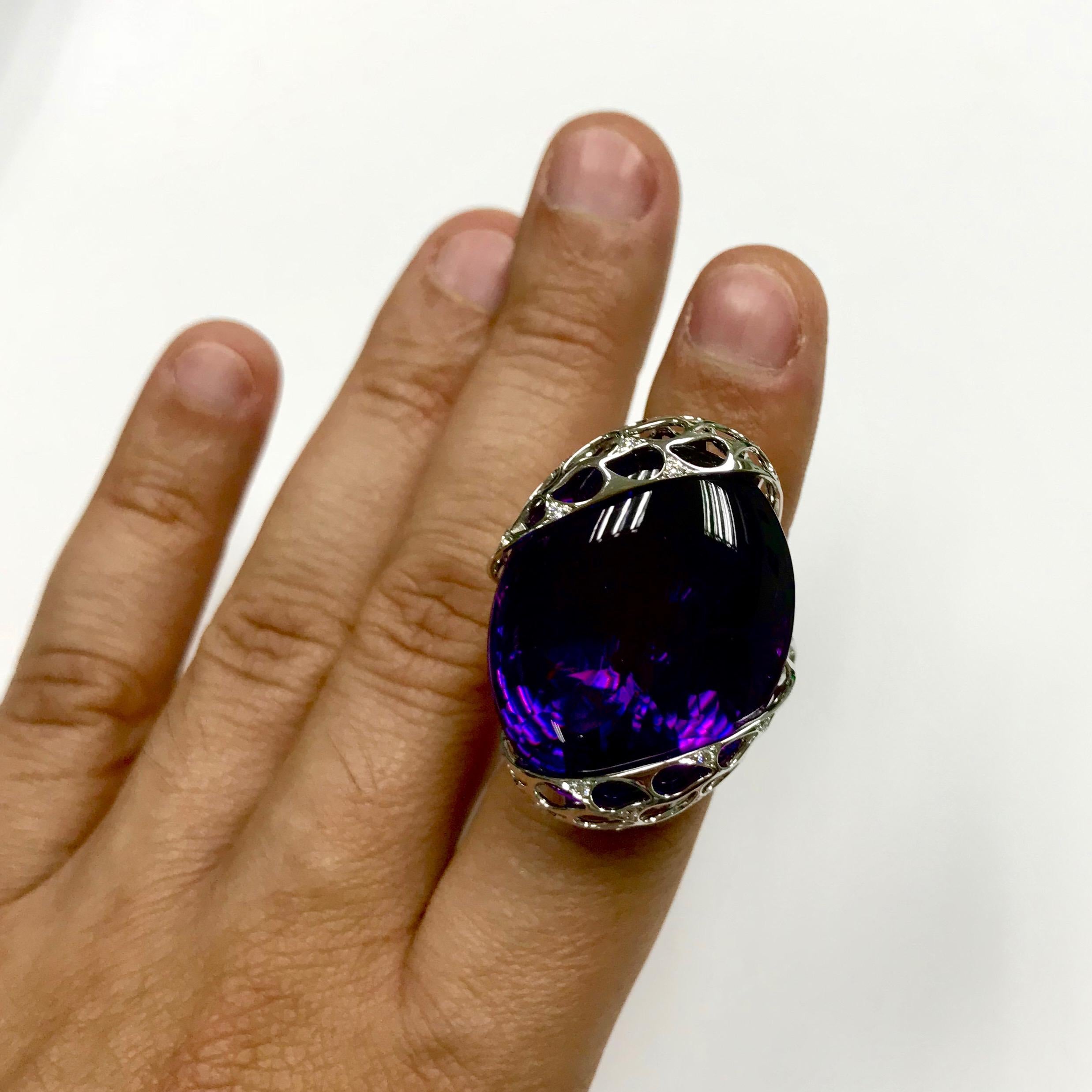 Women's Brazilian Amethyst 77.5 Carat, Diamond 18 Karat White Gold Cocktail Ring For Sale