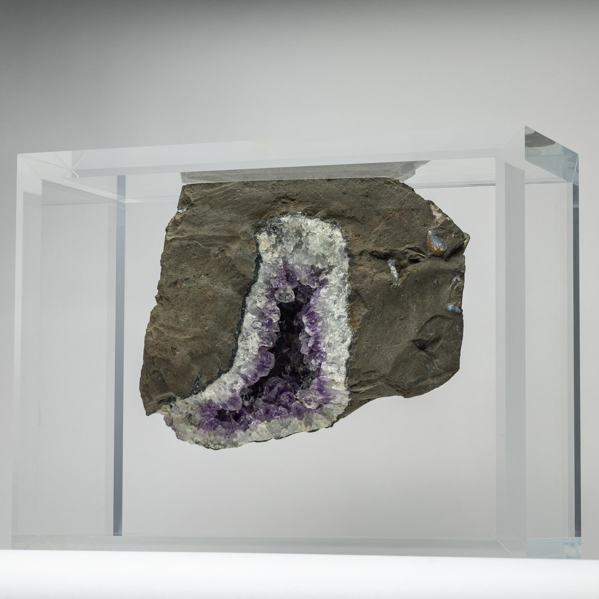 Geode brésilien avec base en acrylique au design original Neuf - En vente à Polanco, CDMX