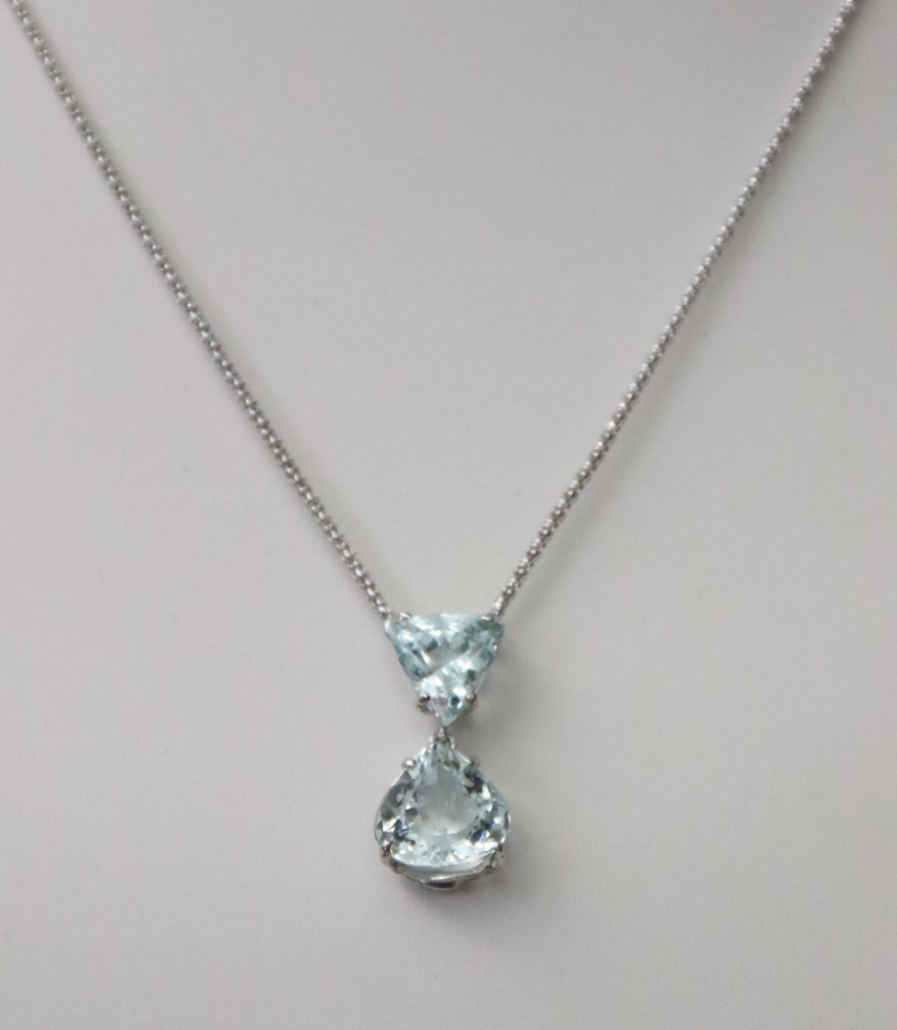 Collana con goccia in oro bianco 18 Kt con acquamarina brasiliana in vendita 5