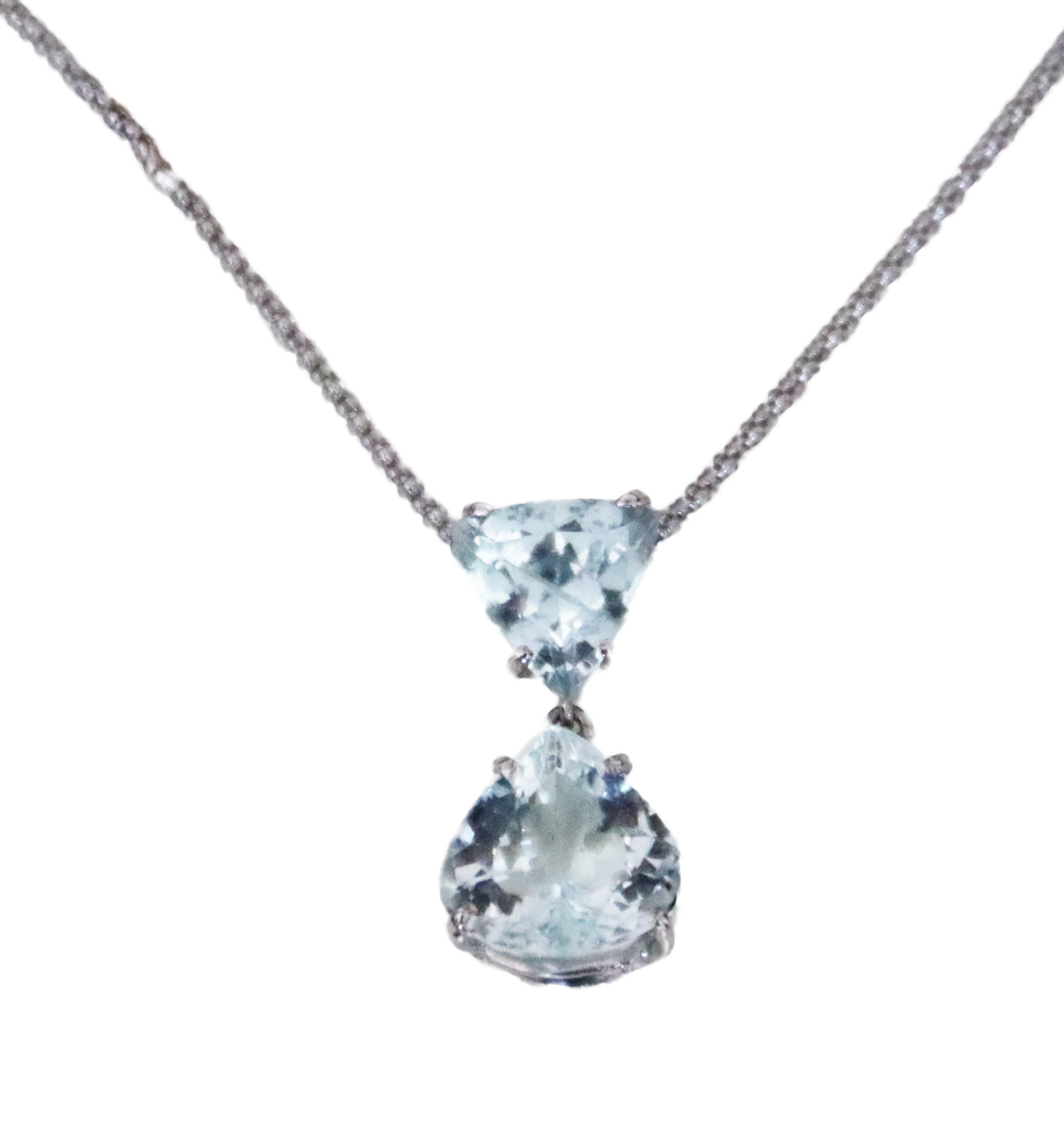 Taglio misto Collana con goccia in oro bianco 18 Kt con acquamarina brasiliana in vendita