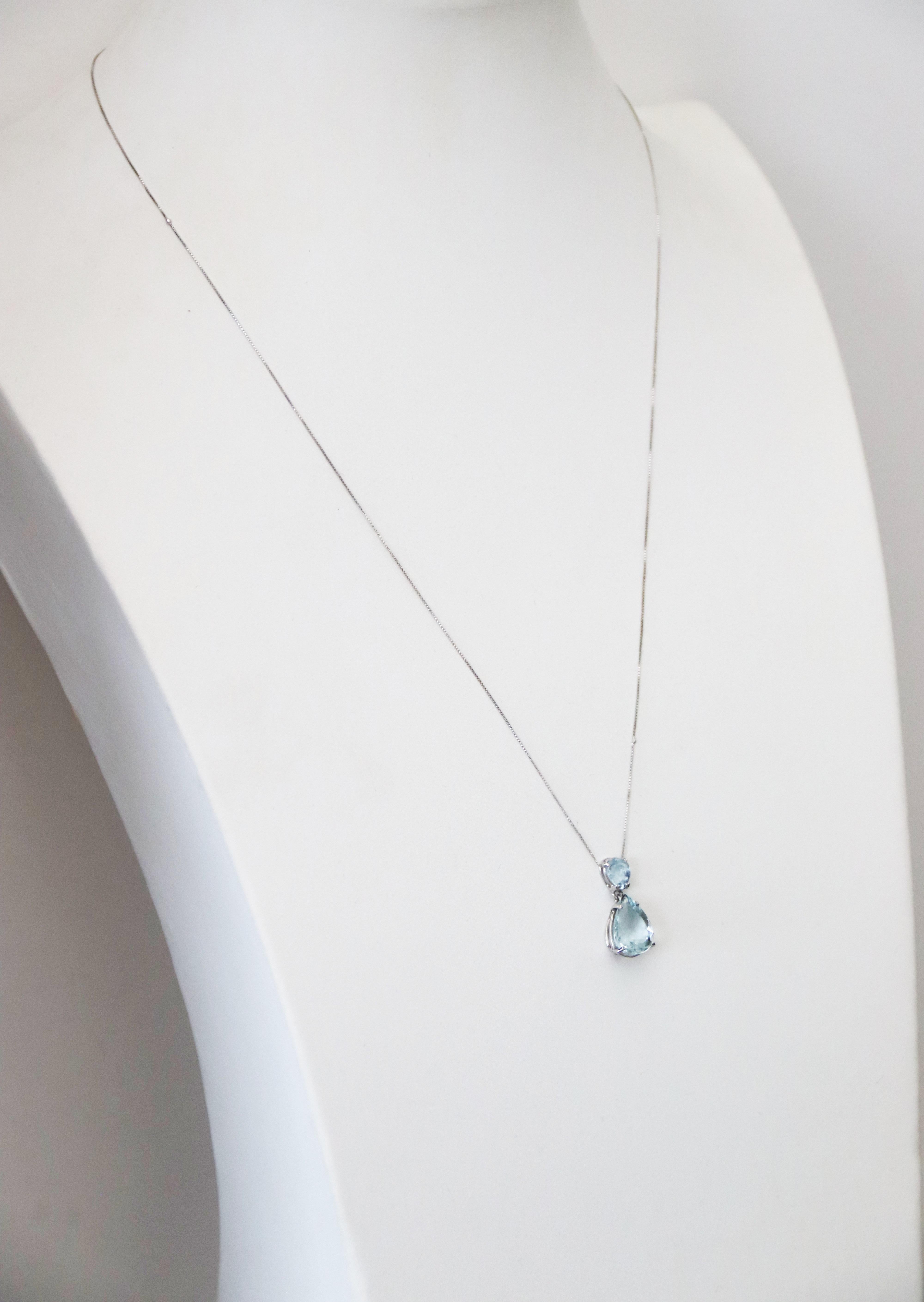 Donna Collana con goccia in oro bianco 18 Kt con acquamarina brasiliana in vendita